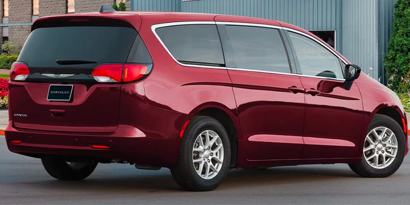 2025 Chrysler Voyager
