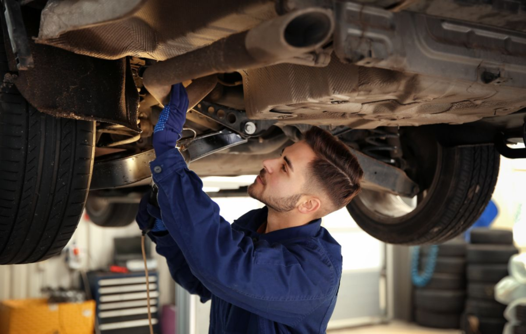 Vehicle Checkup - Jeep service
 