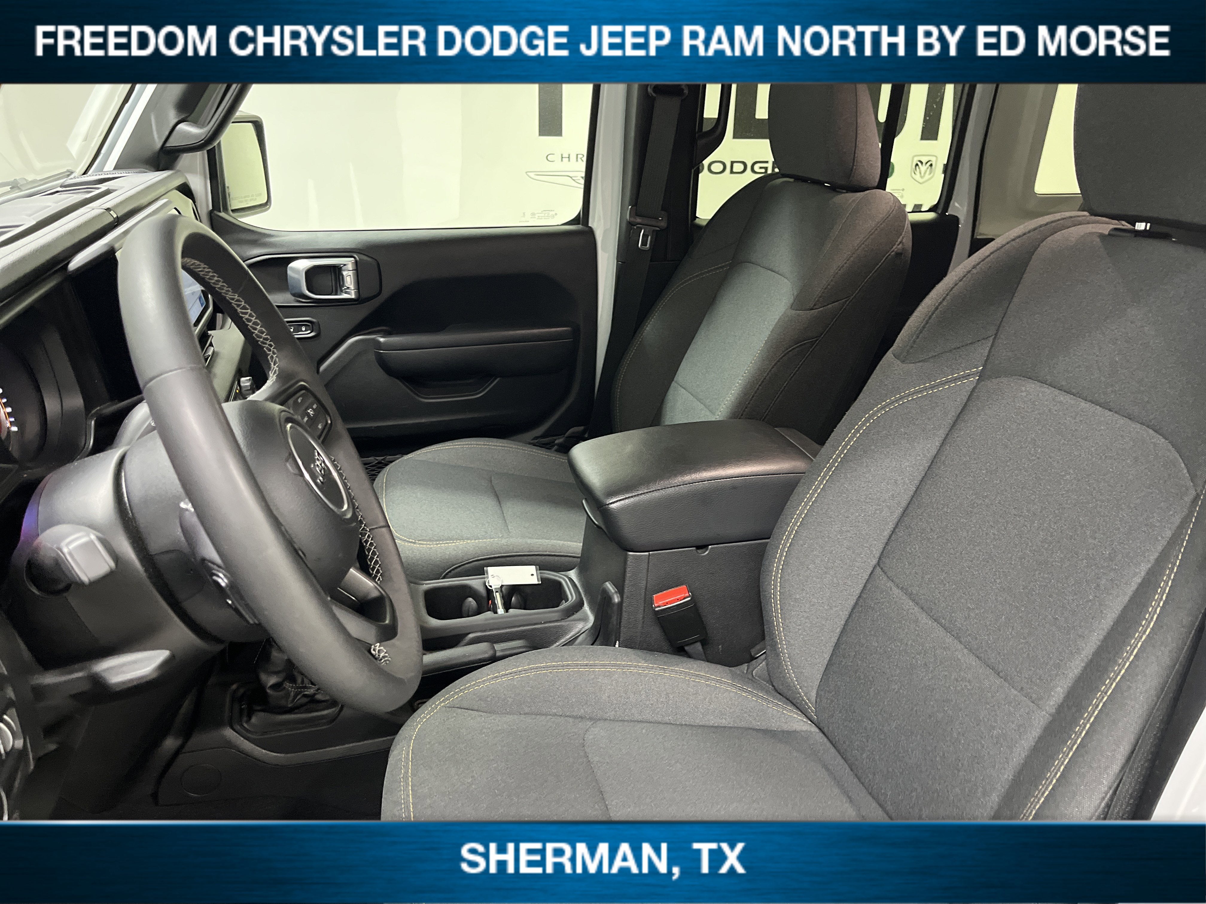 2025 Jeep Wrangler 4-Door Summit 4x4