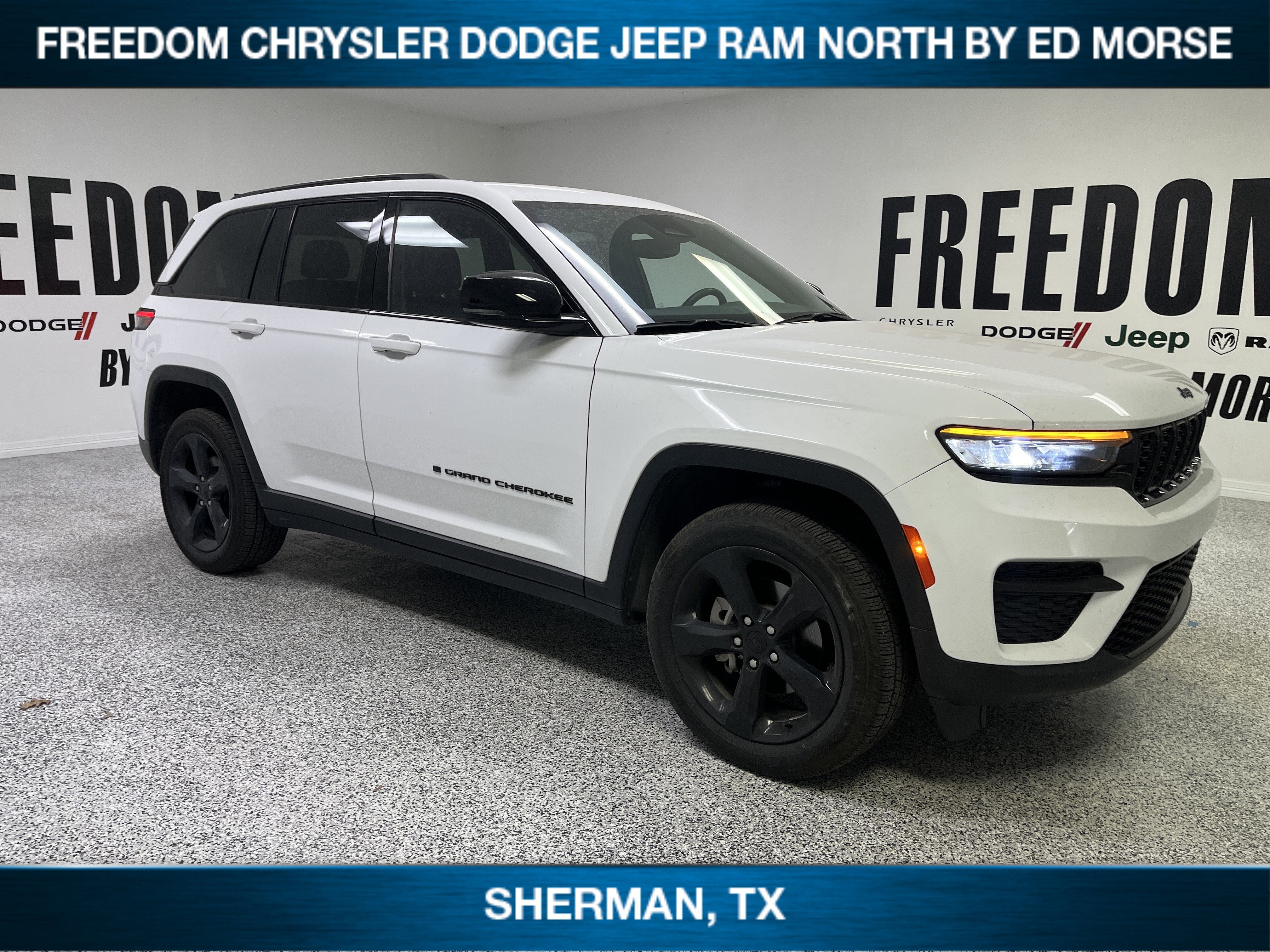 2023 Jeep Grand Cherokee Altitude 4x2