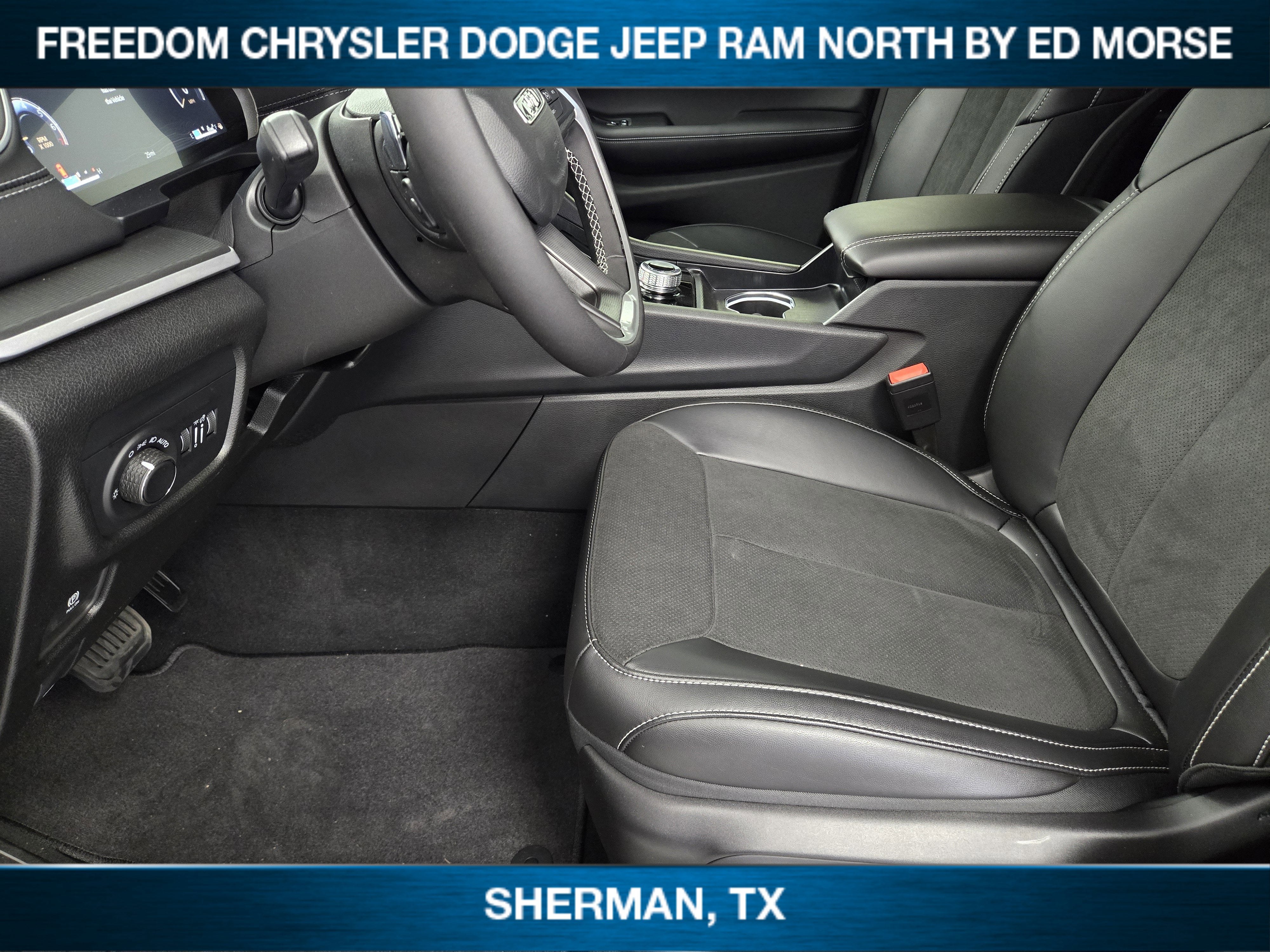 2025 Jeep Grand Cherokee GRAND CHEROKEE ALTITUDE X 4X2