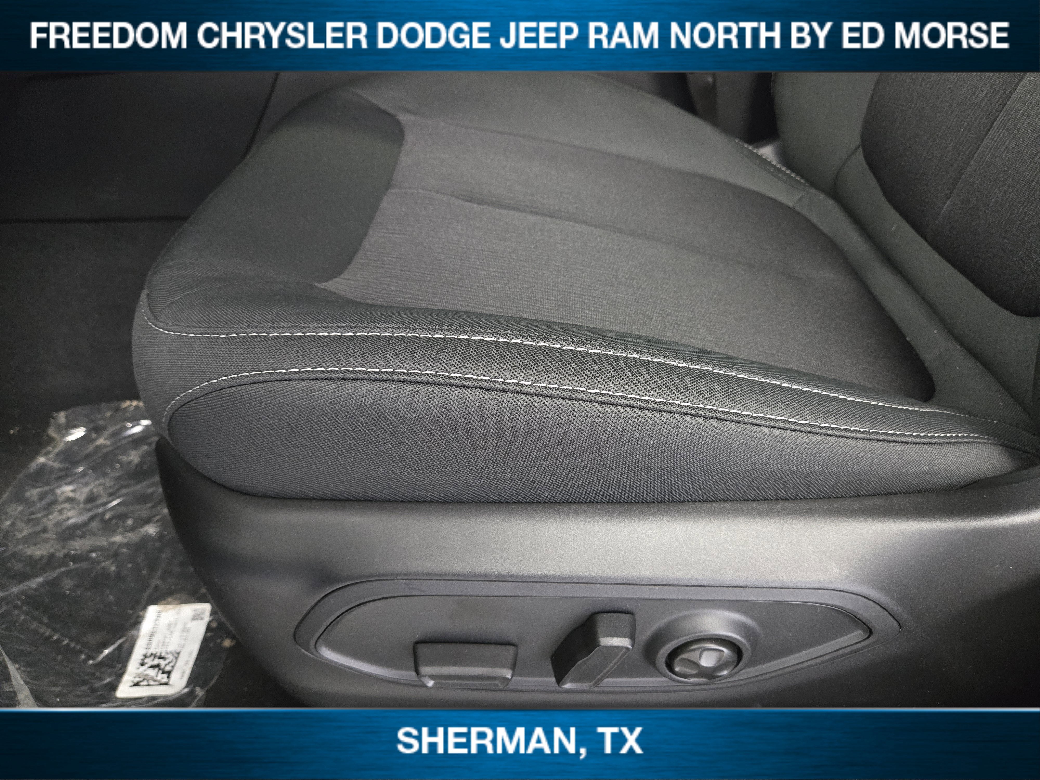 2026 Jeep Grand Cherokee GRAND CHEROKEE LAREDO X 4X2