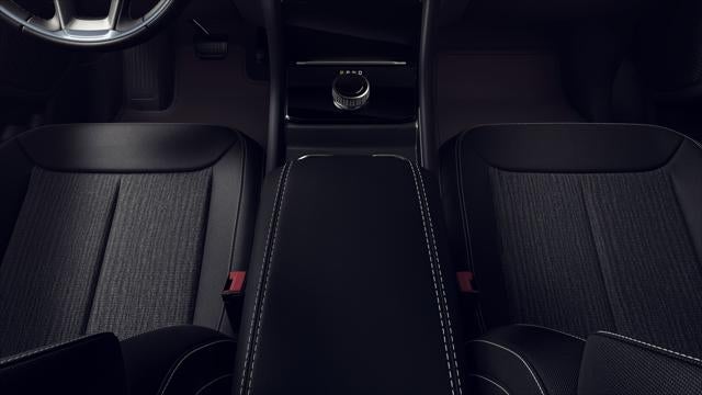 2026 Jeep Grand Cherokee GRAND CHEROKEE LAREDO X 4X2