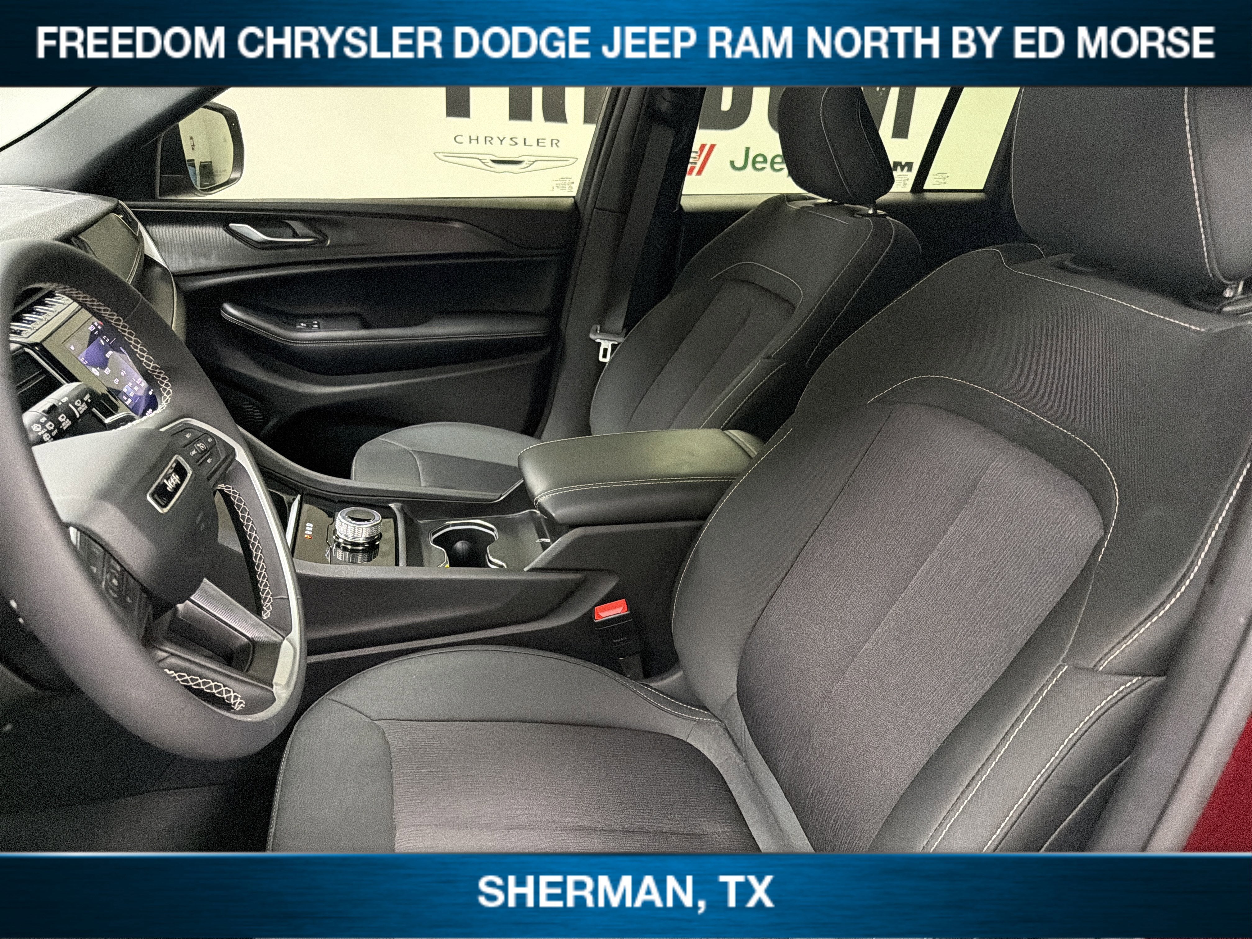 2025 Jeep Grand Cherokee Laredo X 4x4