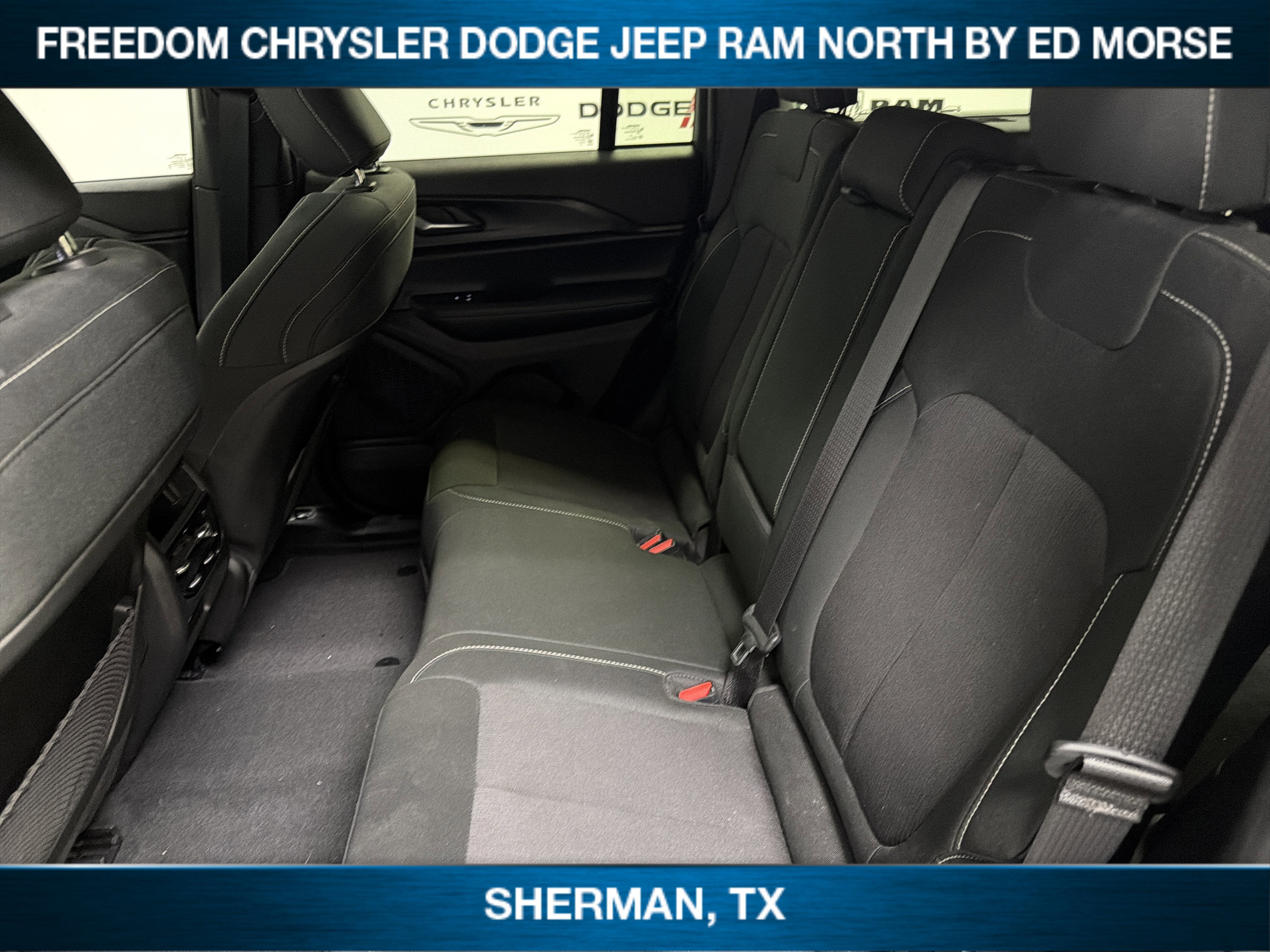 2025 Jeep Grand Cherokee Laredo X 4x4