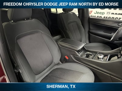 2025 Jeep Grand Cherokee Laredo X 4x4