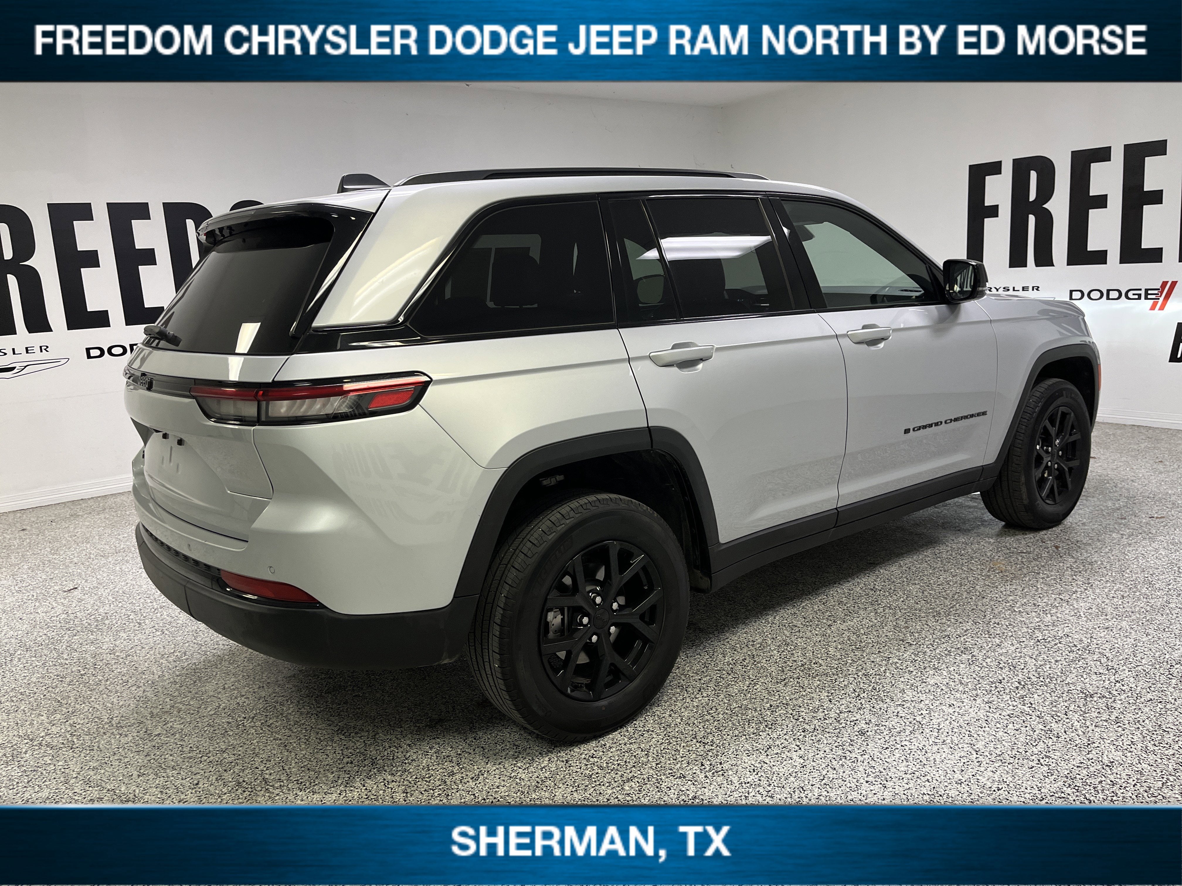 2025 Jeep Grand Cherokee Altitude 4x4