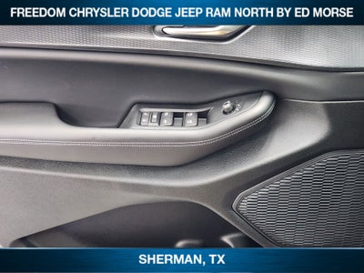 2026 Jeep Grand Cherokee GRAND CHEROKEE LAREDO X 4X4
