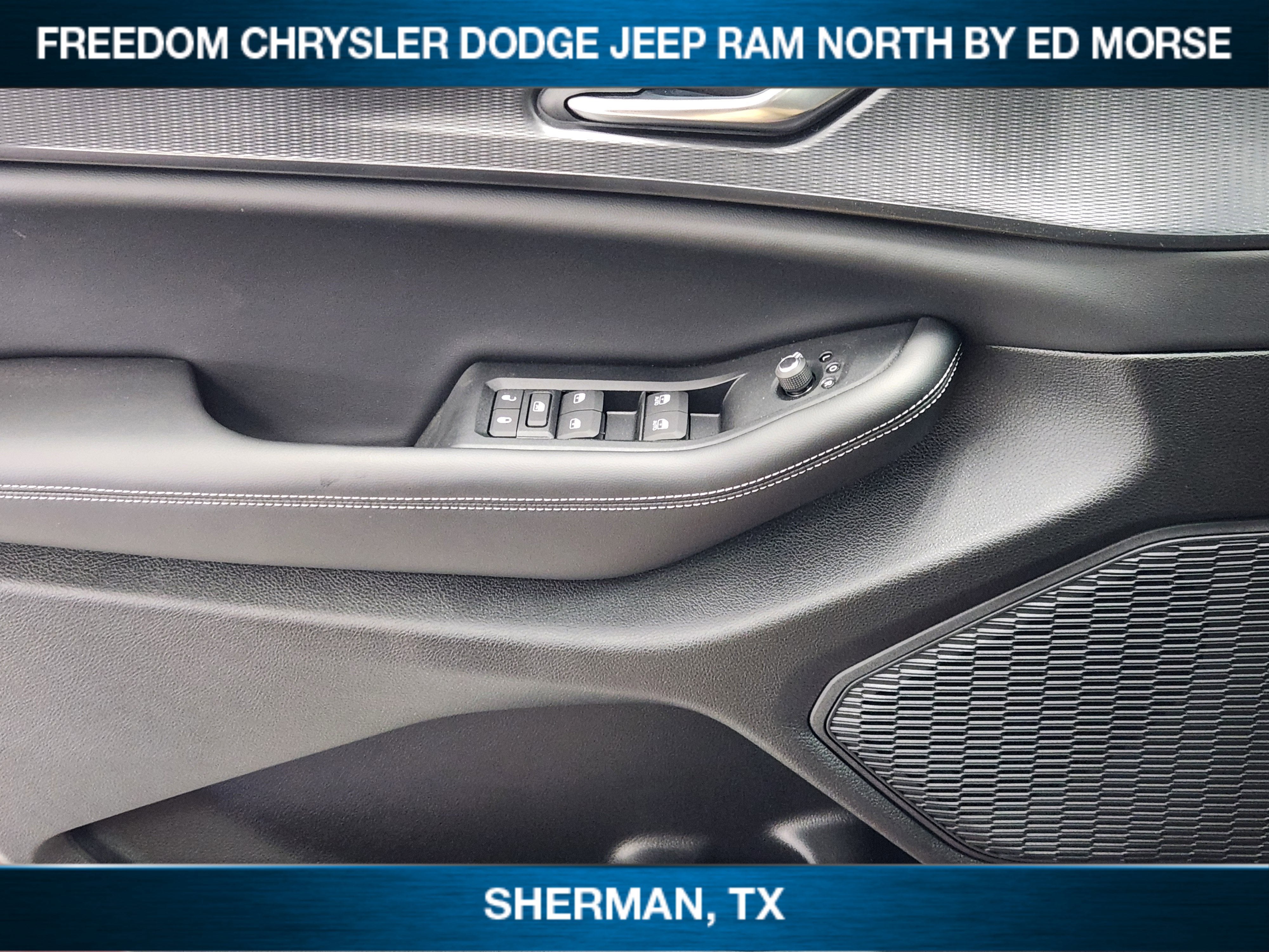 2026 Jeep Grand Cherokee GRAND CHEROKEE LAREDO X 4X4
