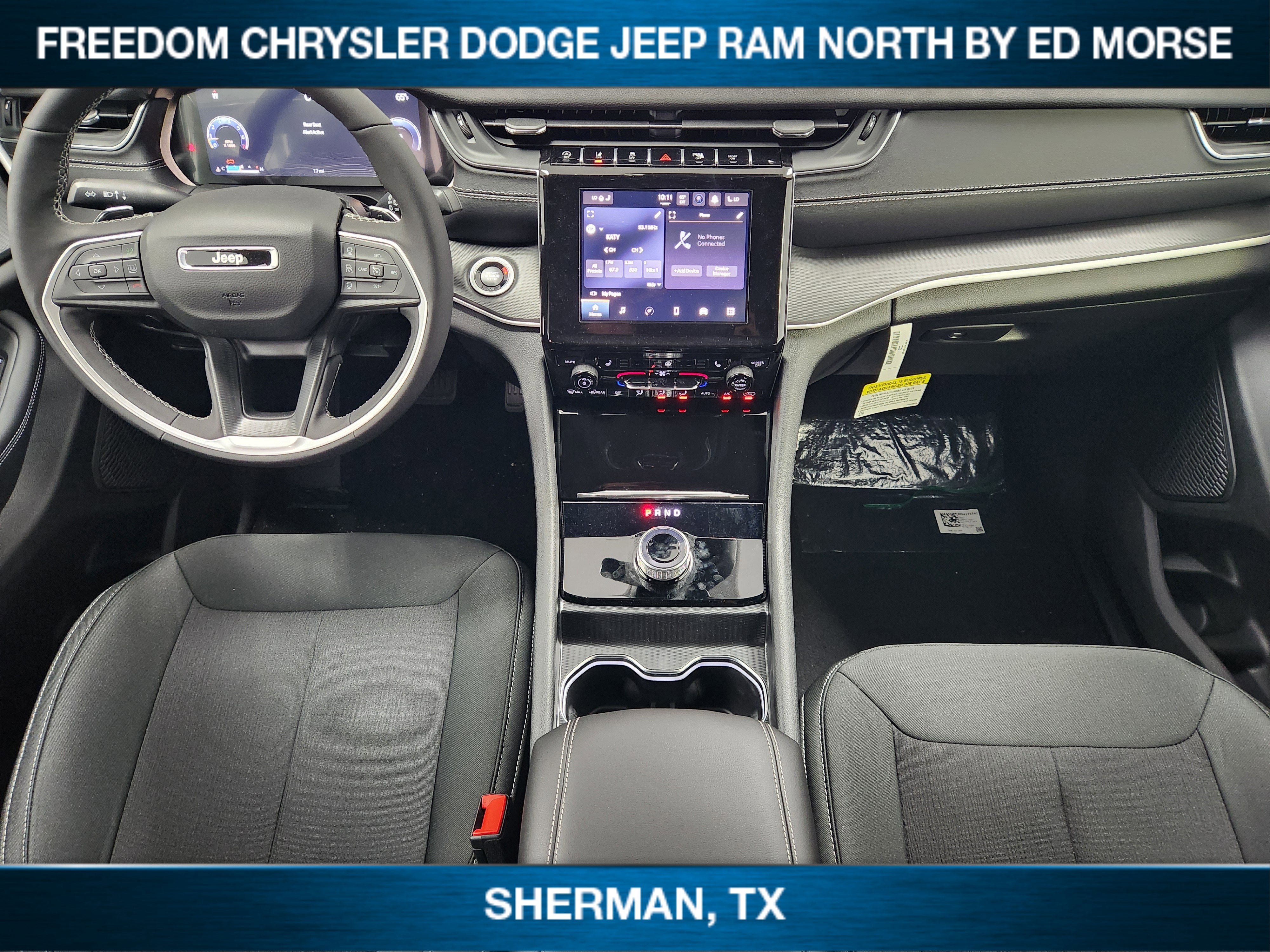 2026 Jeep Grand Cherokee GRAND CHEROKEE LAREDO X 4X4