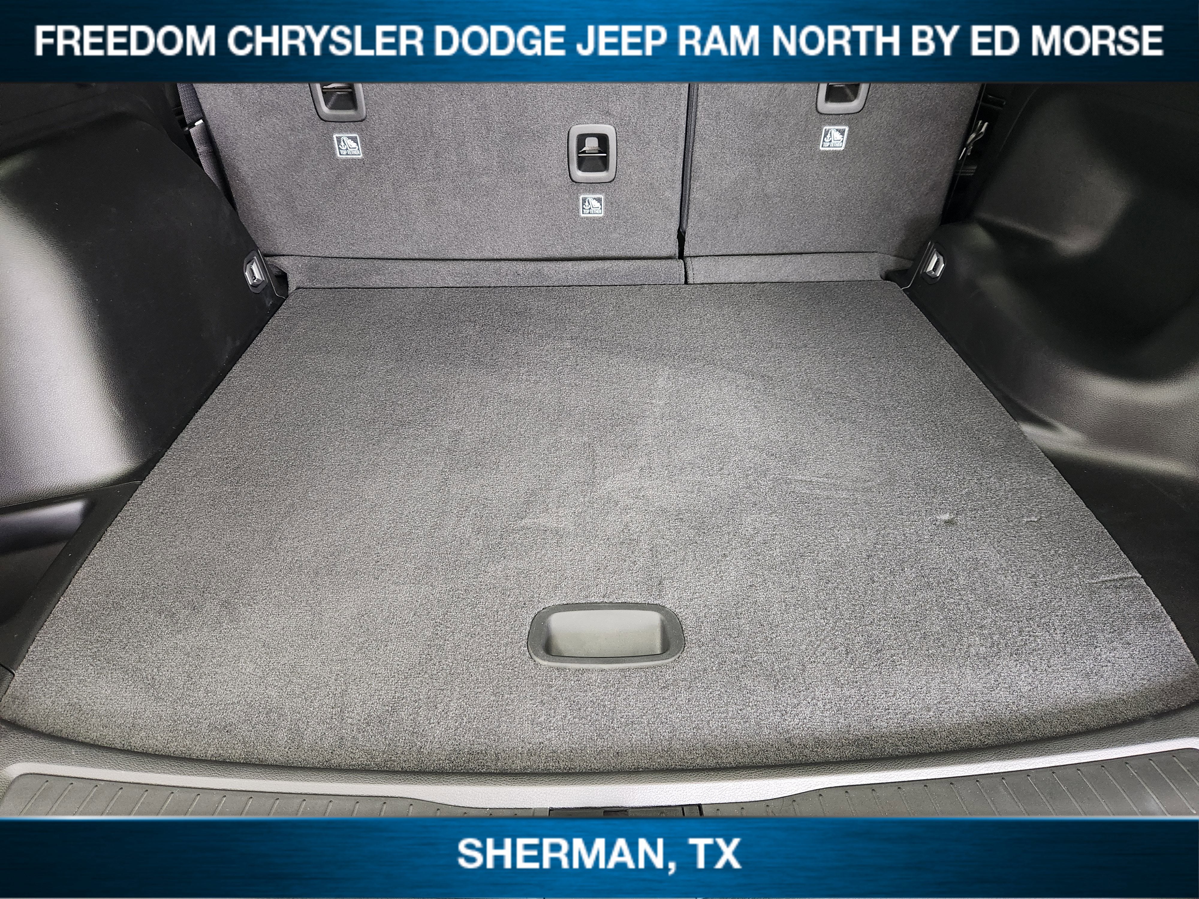 2026 Jeep Grand Cherokee GRAND CHEROKEE LAREDO X 4X4