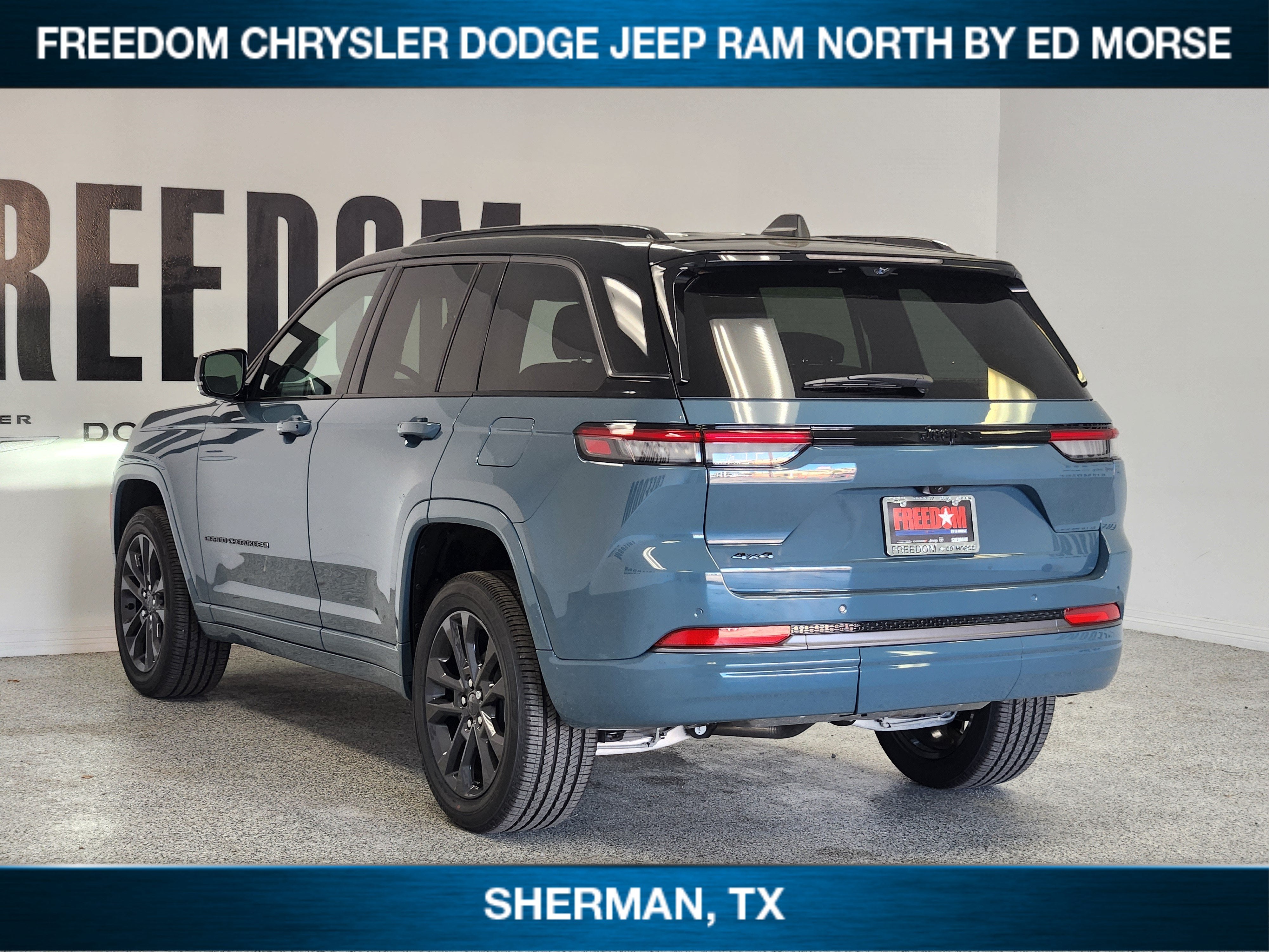 2026 Jeep Grand Cherokee GRAND CHEROKEE LIMITED RESERVE 4X4