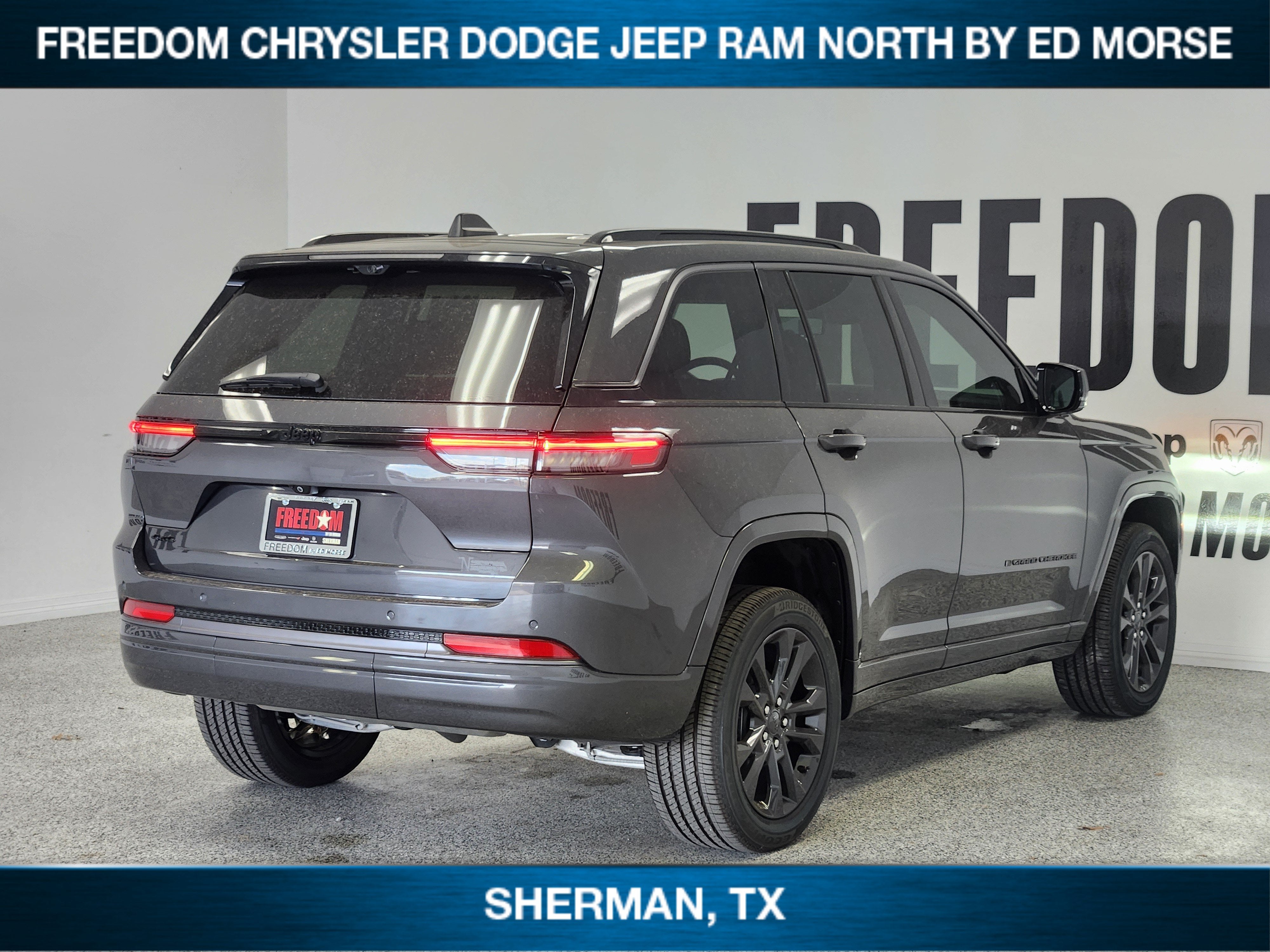 2026 Jeep Grand Cherokee GRAND CHEROKEE LIMITED RESERVE 4X4