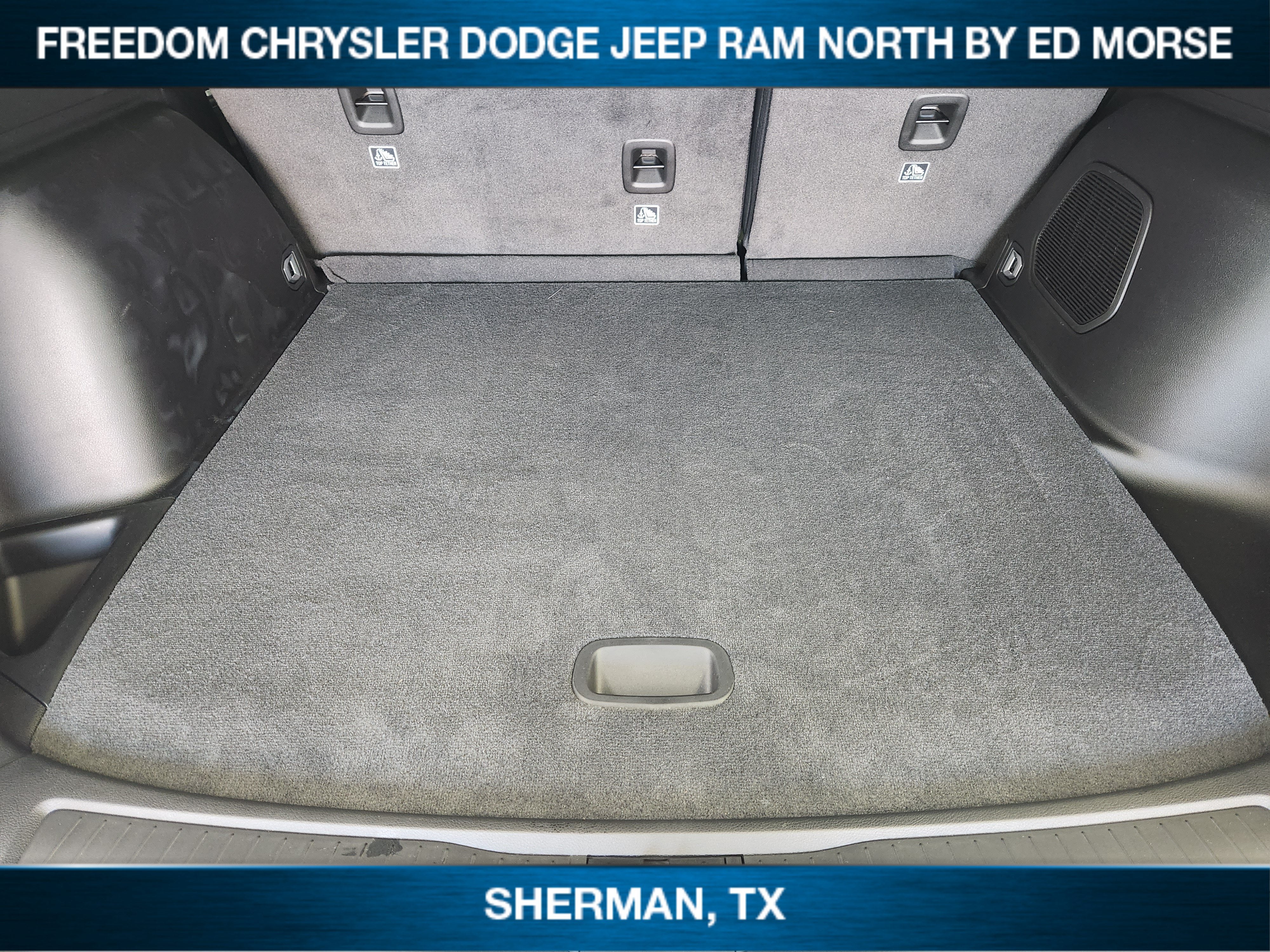 2027 Jeep Grand Cherokee GRAND CHEROKEE LIMITED RESERVE 4X4