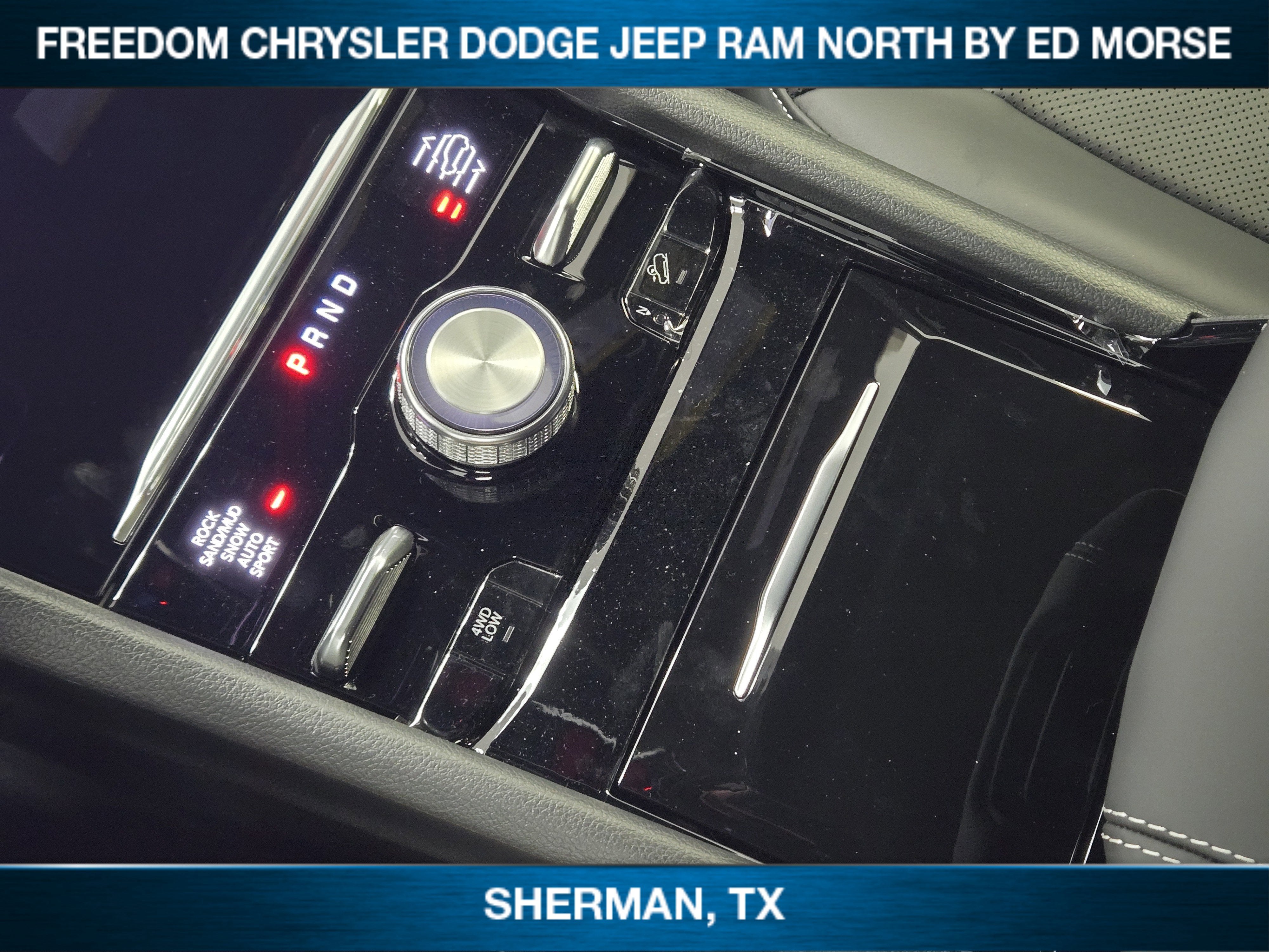 2025 Jeep Grand Cherokee GRAND CHEROKEE OVERLAND 4X4