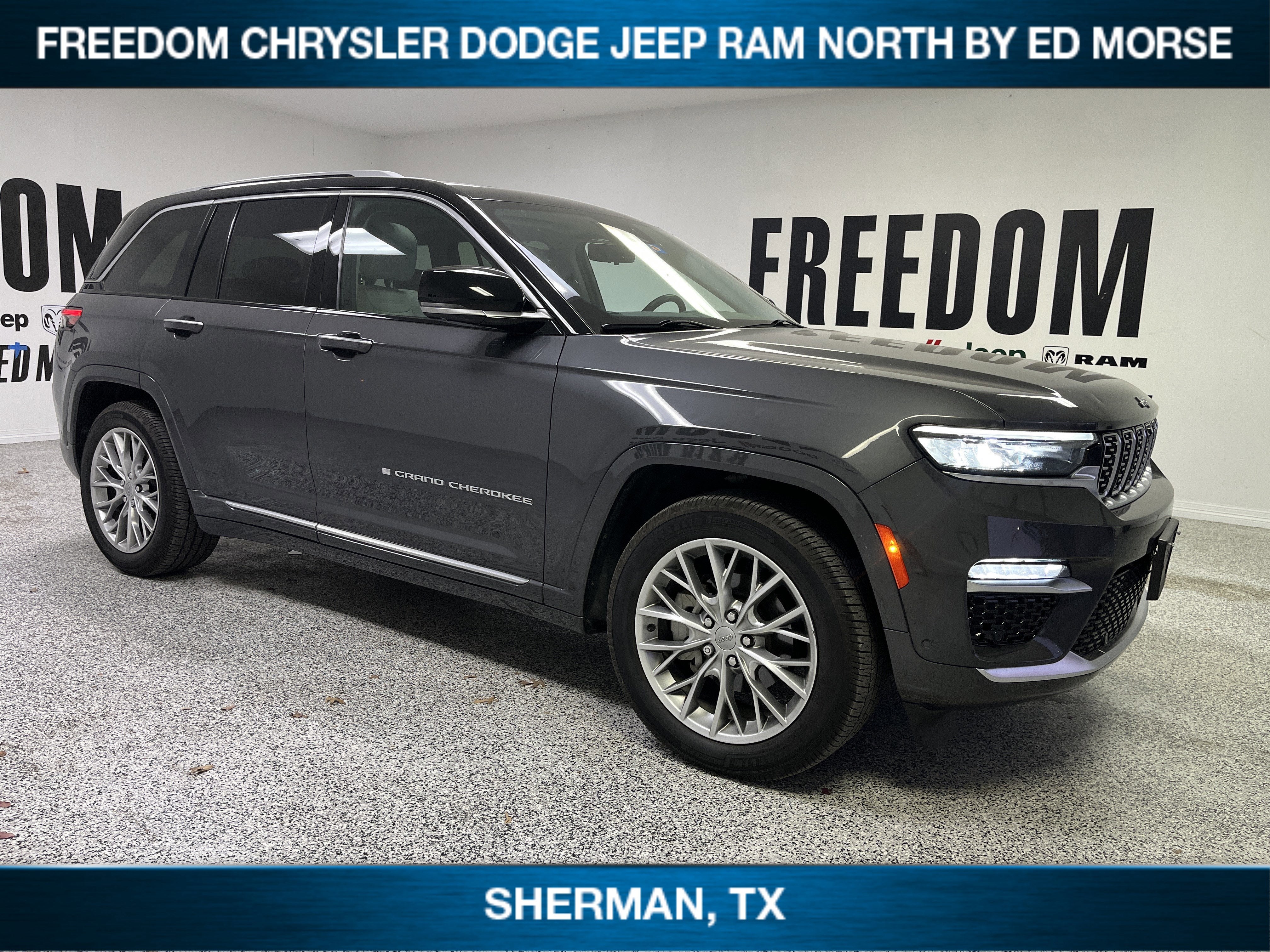 2023 Jeep Grand Cherokee Summit 4x4