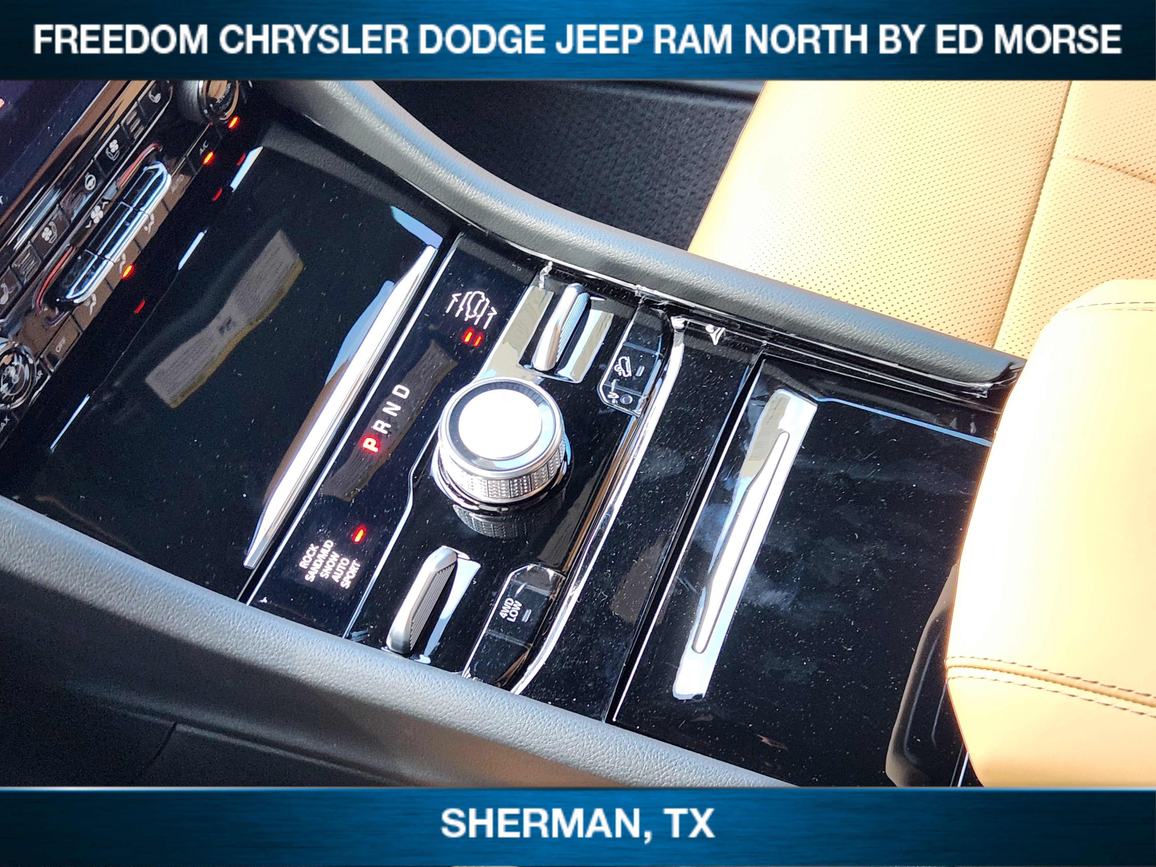 2025 Jeep Grand Cherokee GRAND CHEROKEE SUMMIT 4X4