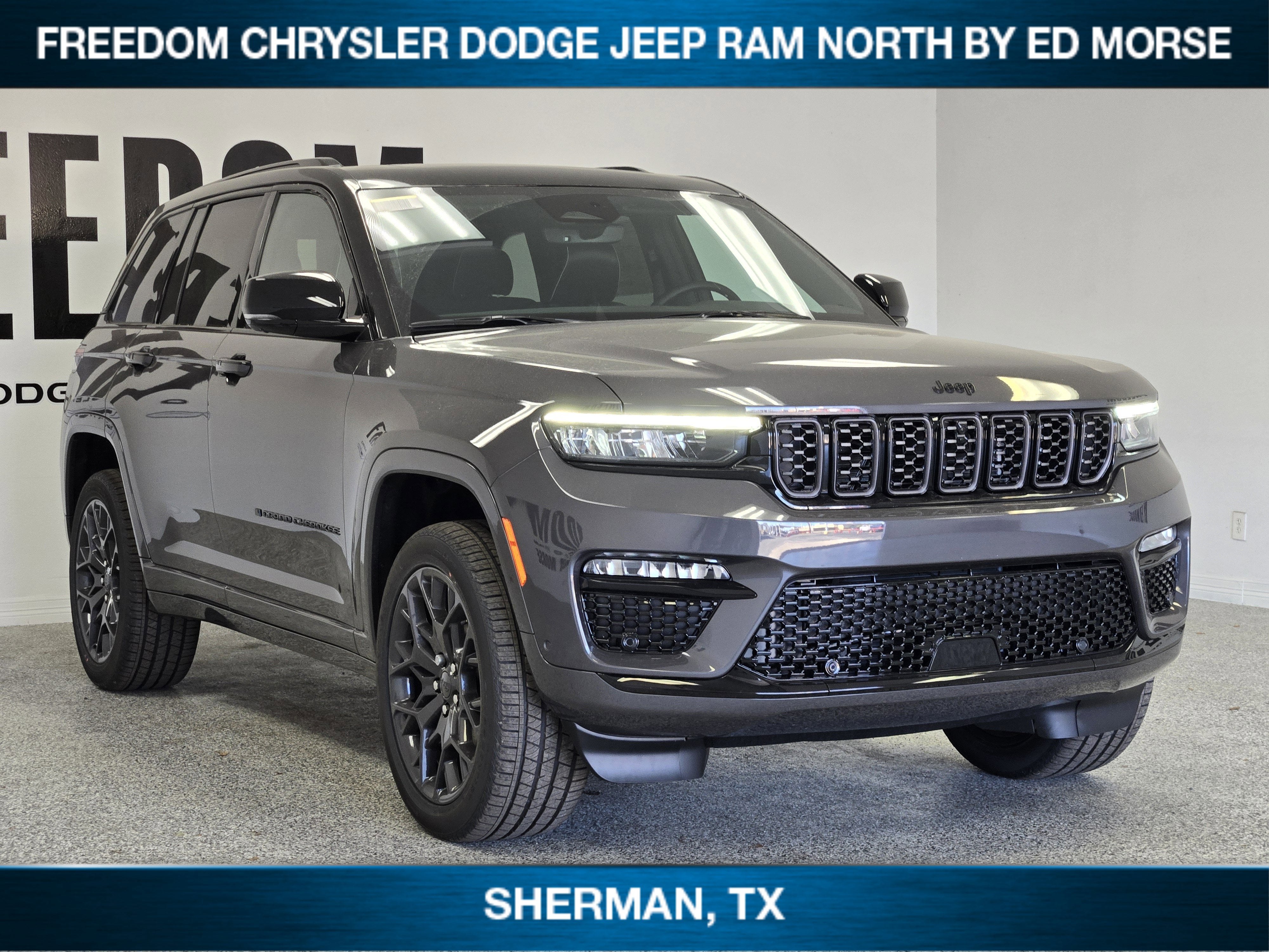 2025 Jeep Grand Cherokee GRAND CHEROKEE SUMMIT 4X4