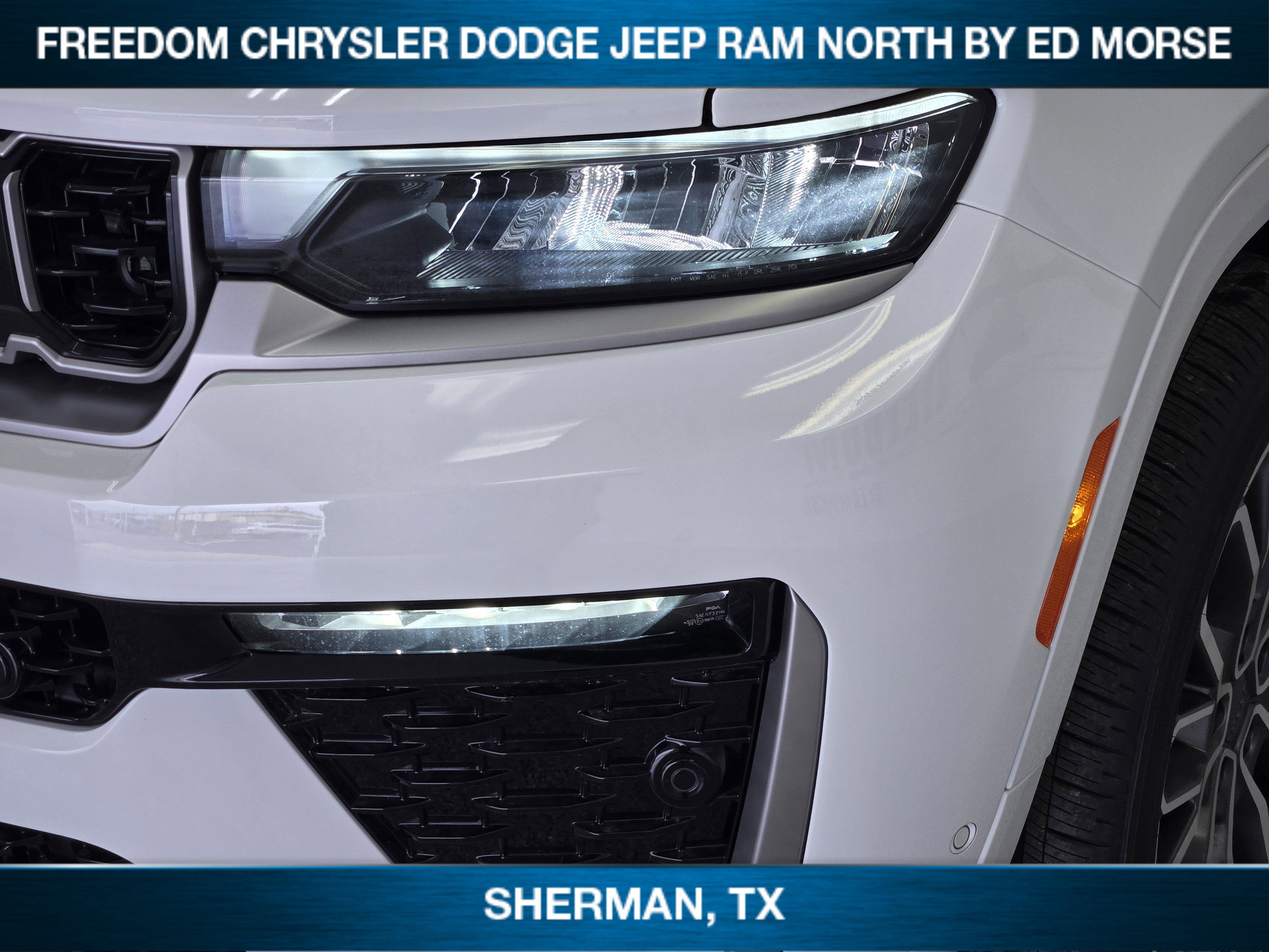 2026 Jeep Grand Cherokee GRAND CHEROKEE SUMMIT 4X4