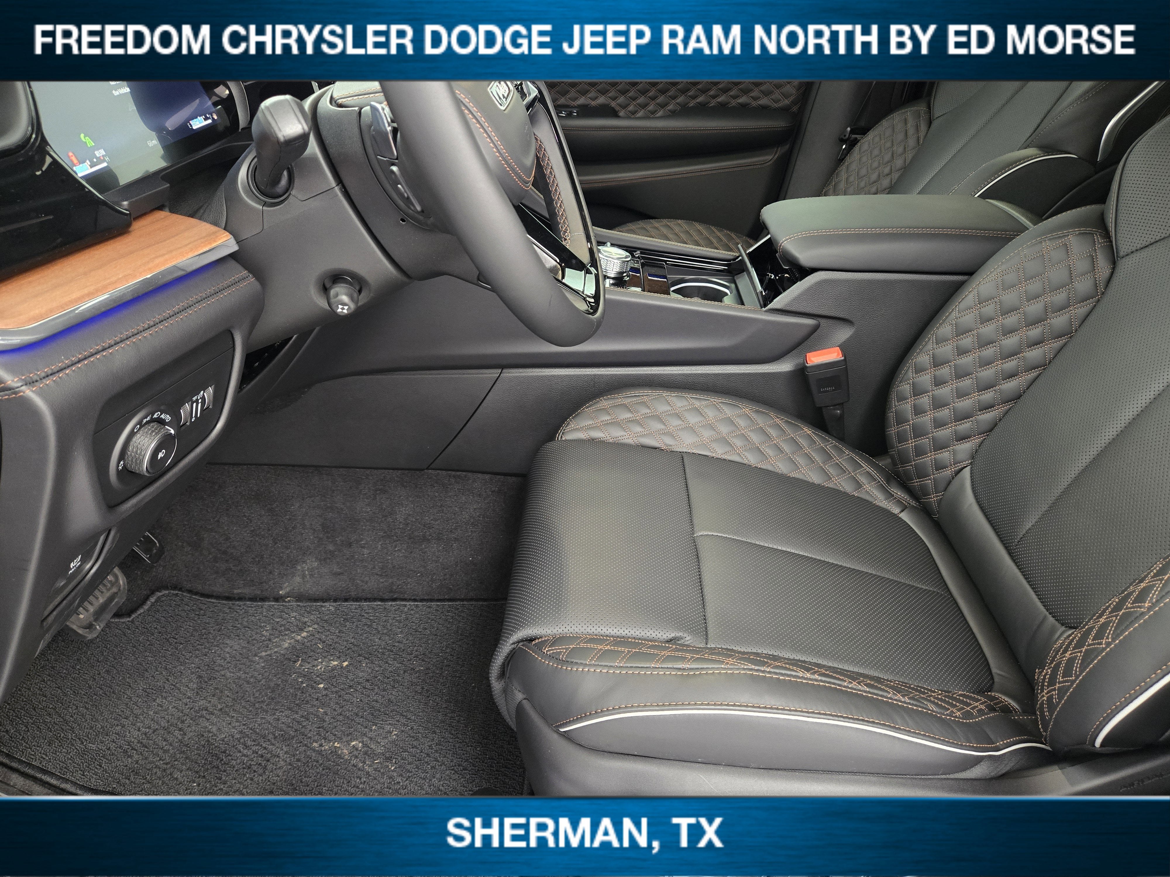 2026 Jeep Grand Cherokee GRAND CHEROKEE SUMMIT 4X4