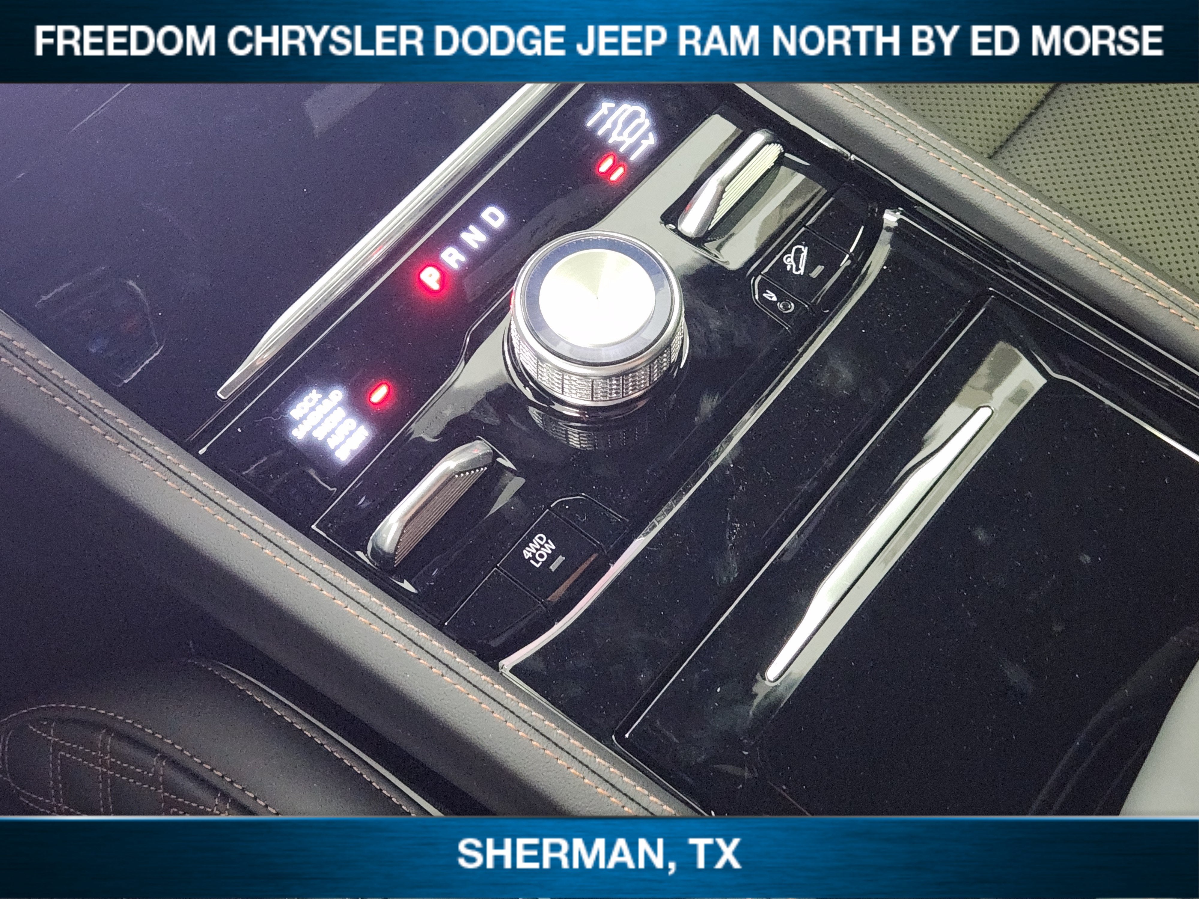 2026 Jeep Grand Cherokee GRAND CHEROKEE SUMMIT 4X4