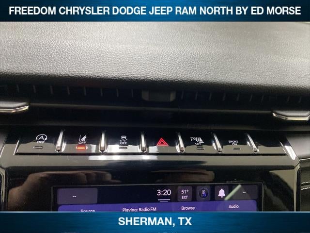 2023 Jeep Grand Cherokee L Laredo 4x2