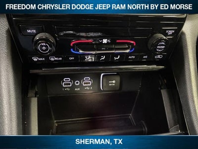 2023 Jeep Grand Cherokee L Laredo 4x2
