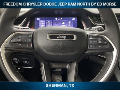 2023 Jeep Grand Cherokee L Laredo 4x2