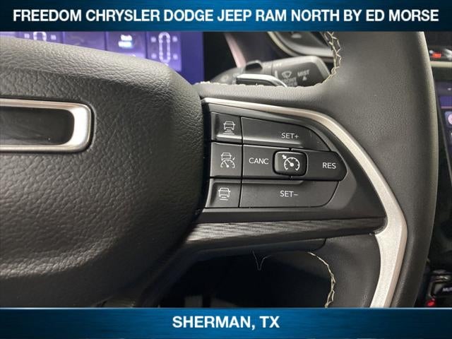 2023 Jeep Grand Cherokee L Laredo 4x2