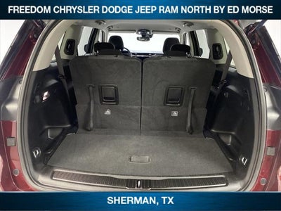 2023 Jeep Grand Cherokee L Laredo 4x2