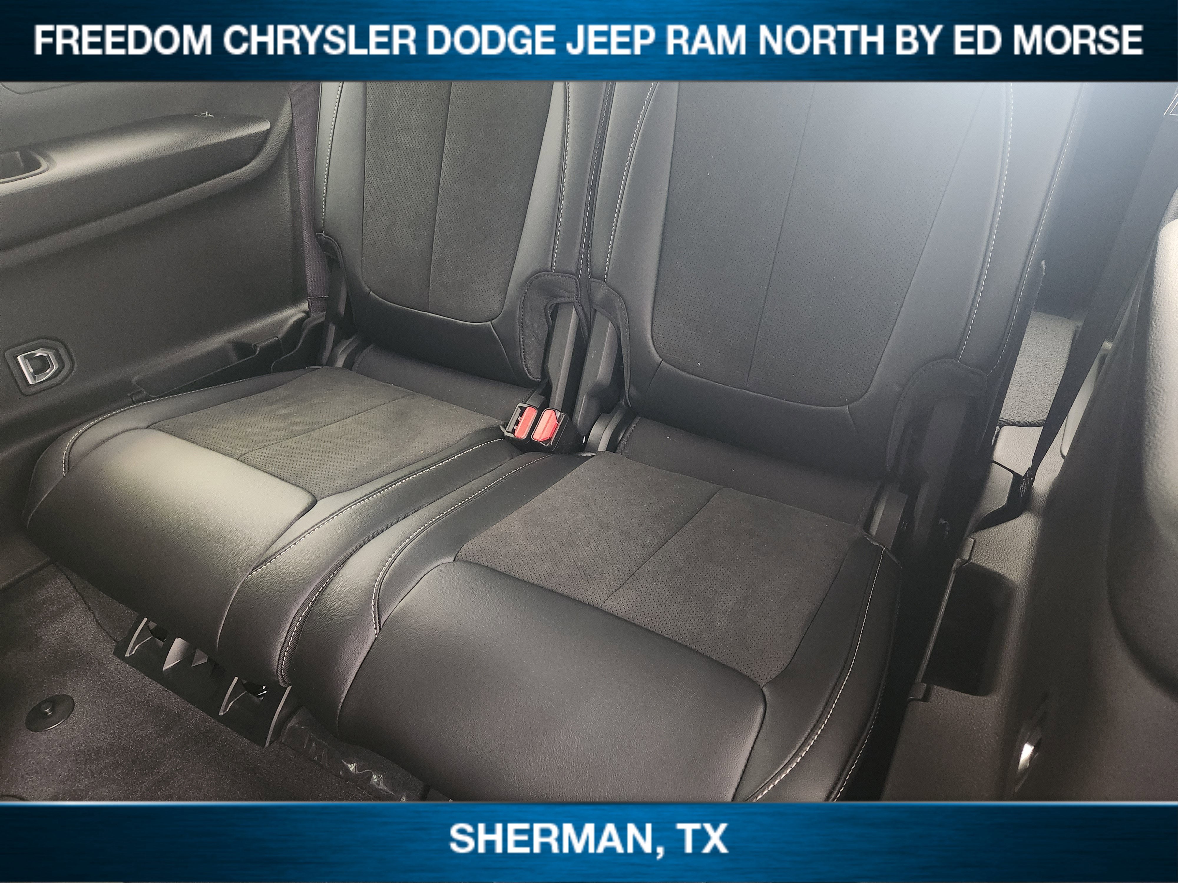 2026 Jeep Grand Cherokee GRAND CHEROKEE L LAREDO ALTITUDE 4X2