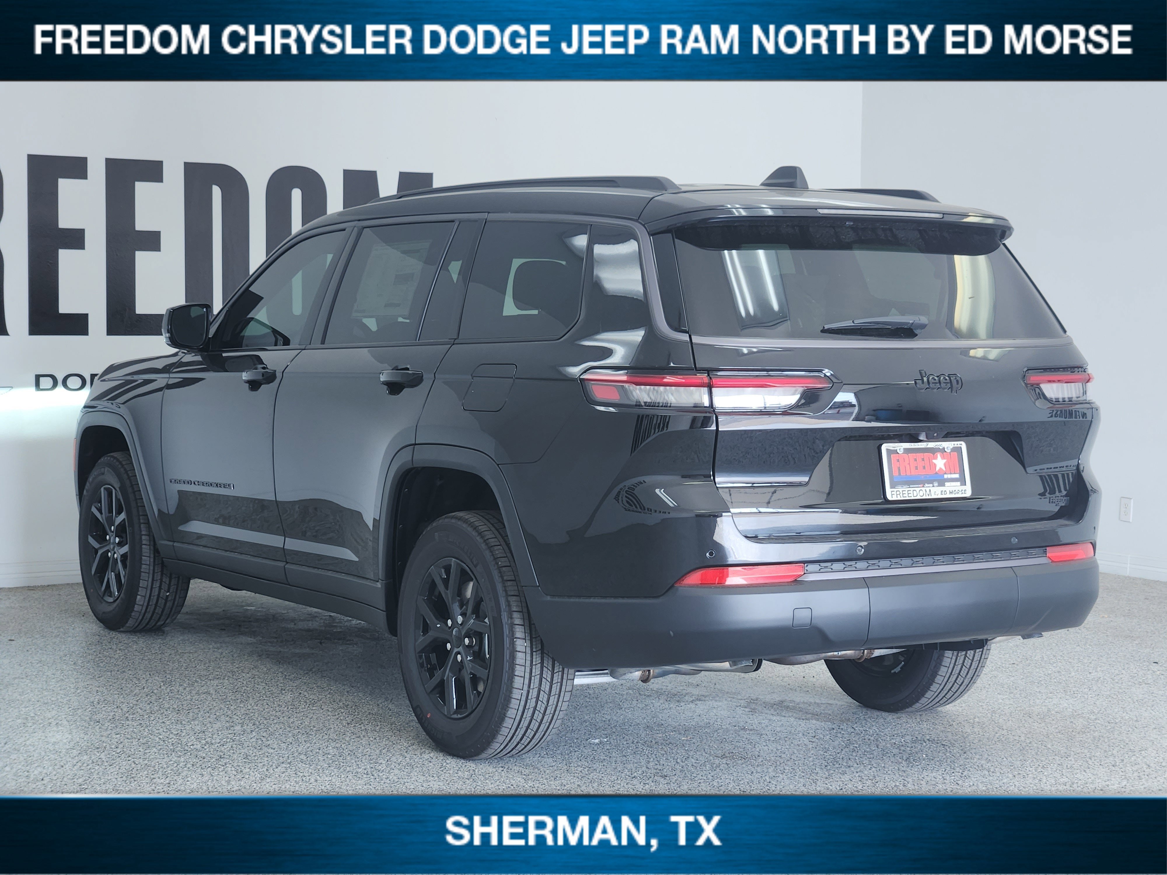 2026 Jeep Grand Cherokee GRAND CHEROKEE L LAREDO ALTITUDE 4X2