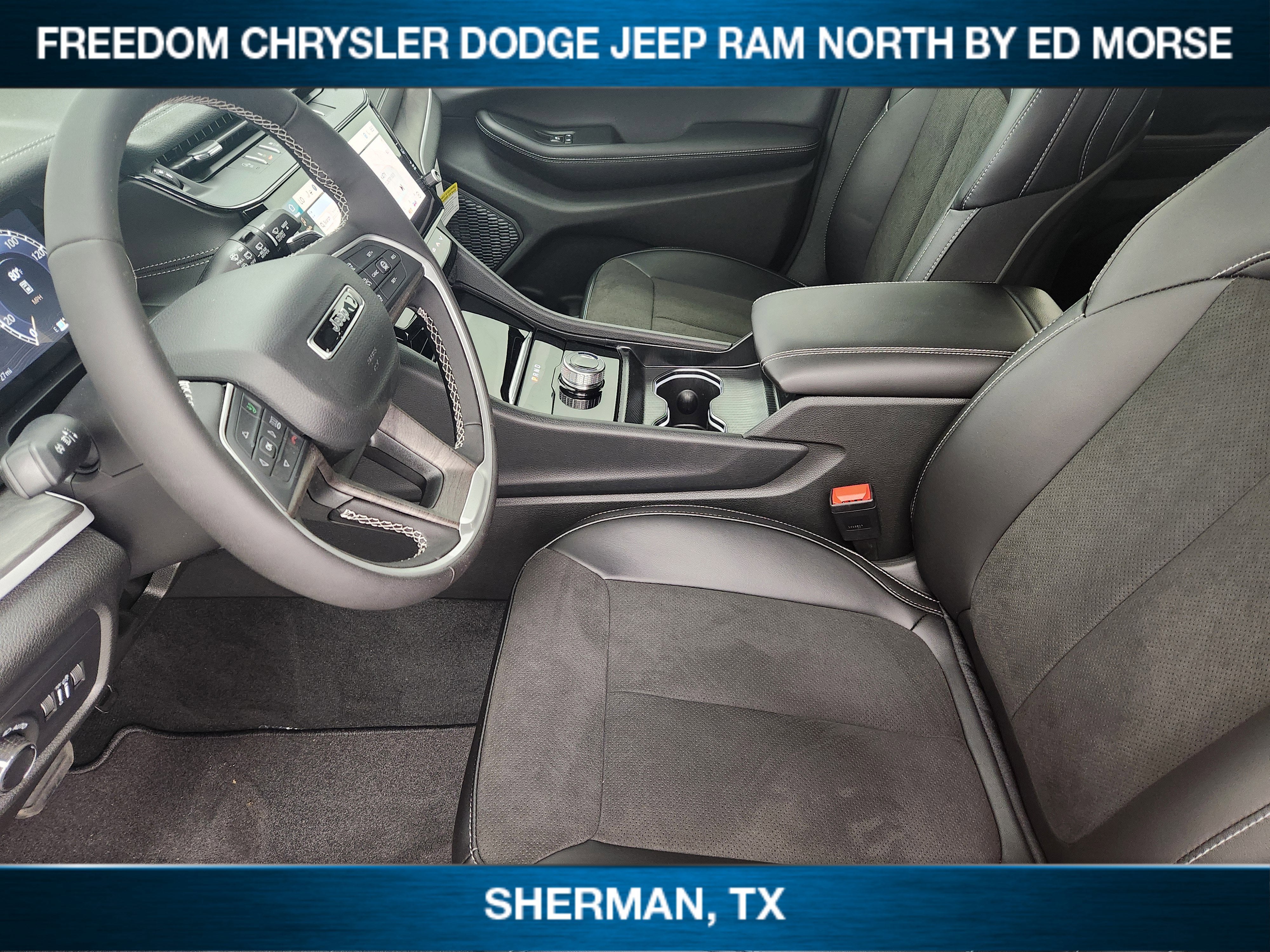 2026 Jeep Grand Cherokee GRAND CHEROKEE L LAREDO ALTITUDE 4X2