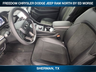 2026 Jeep Grand Cherokee GRAND CHEROKEE L LAREDO ALTITUDE 4X2