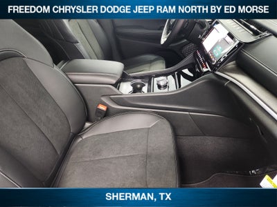 2026 Jeep Grand Cherokee GRAND CHEROKEE L LAREDO ALTITUDE 4X2