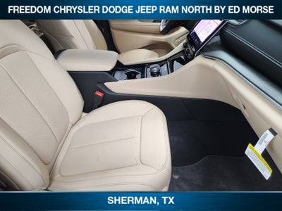 2025 Jeep Grand Cherokee GRAND CHEROKEE L LIMITED 4X2
