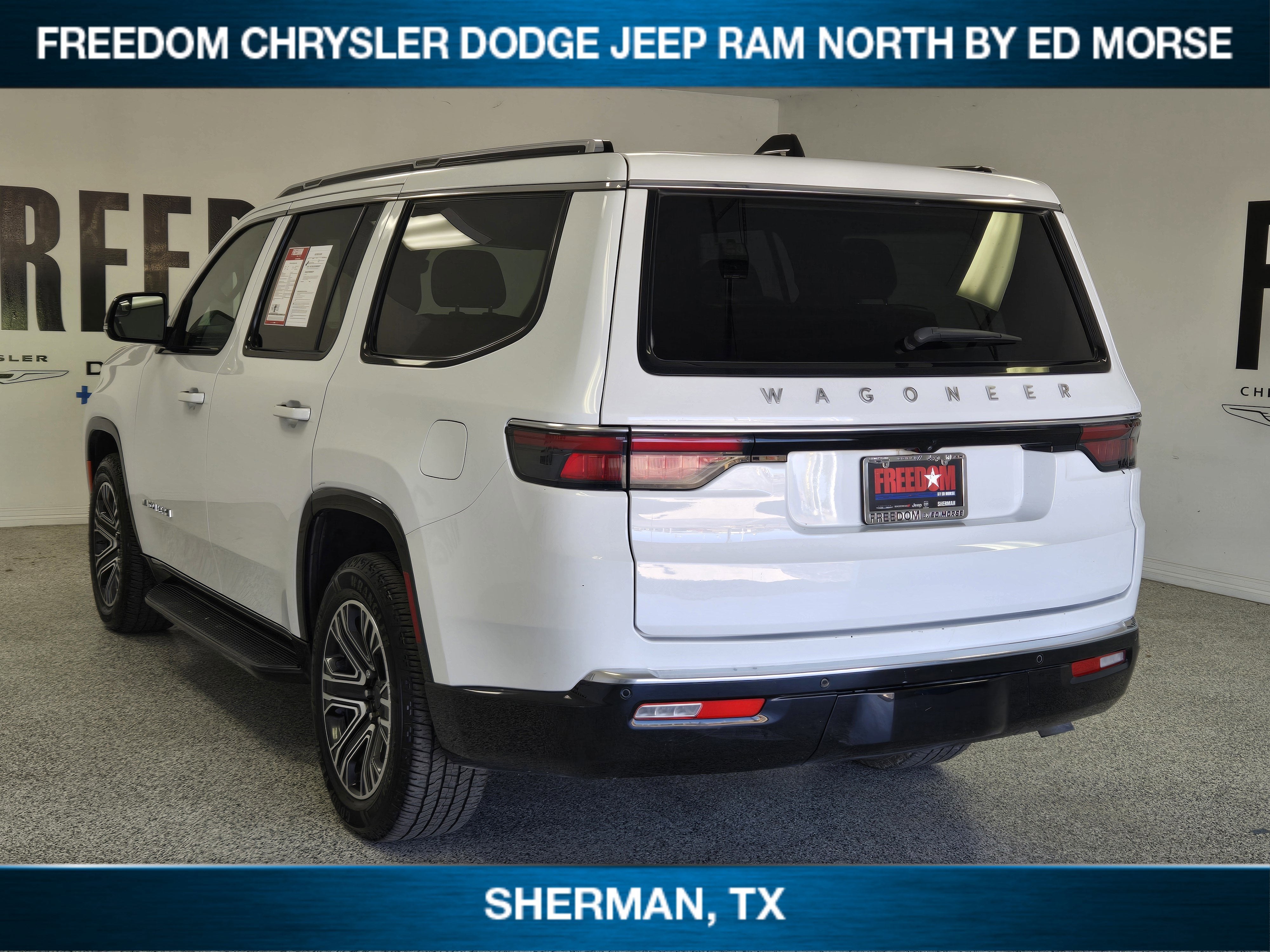 2024 Jeep Wagoneer Base