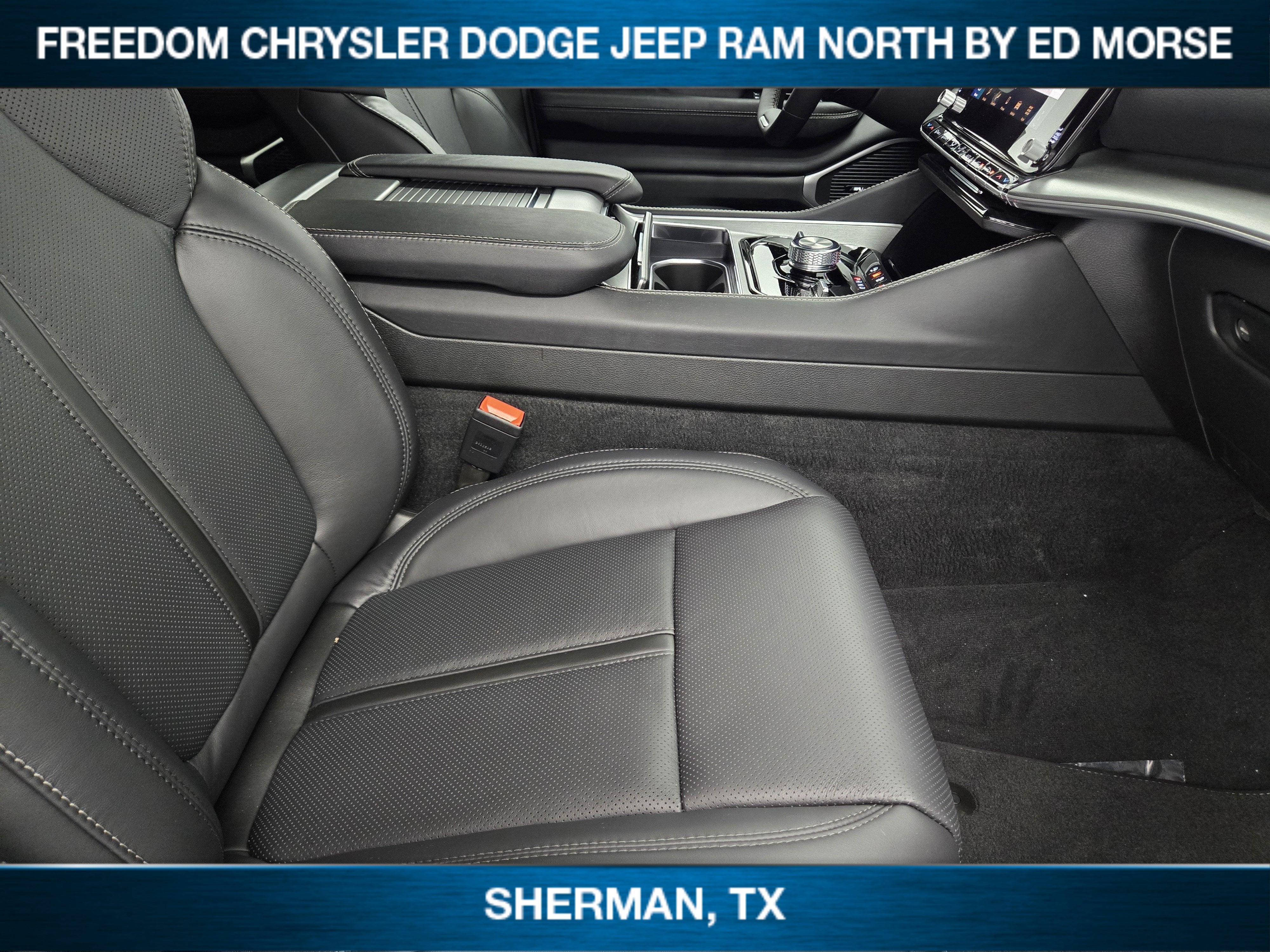 2025 Jeep Wagoneer WAGONEER CARBIDE 4X4