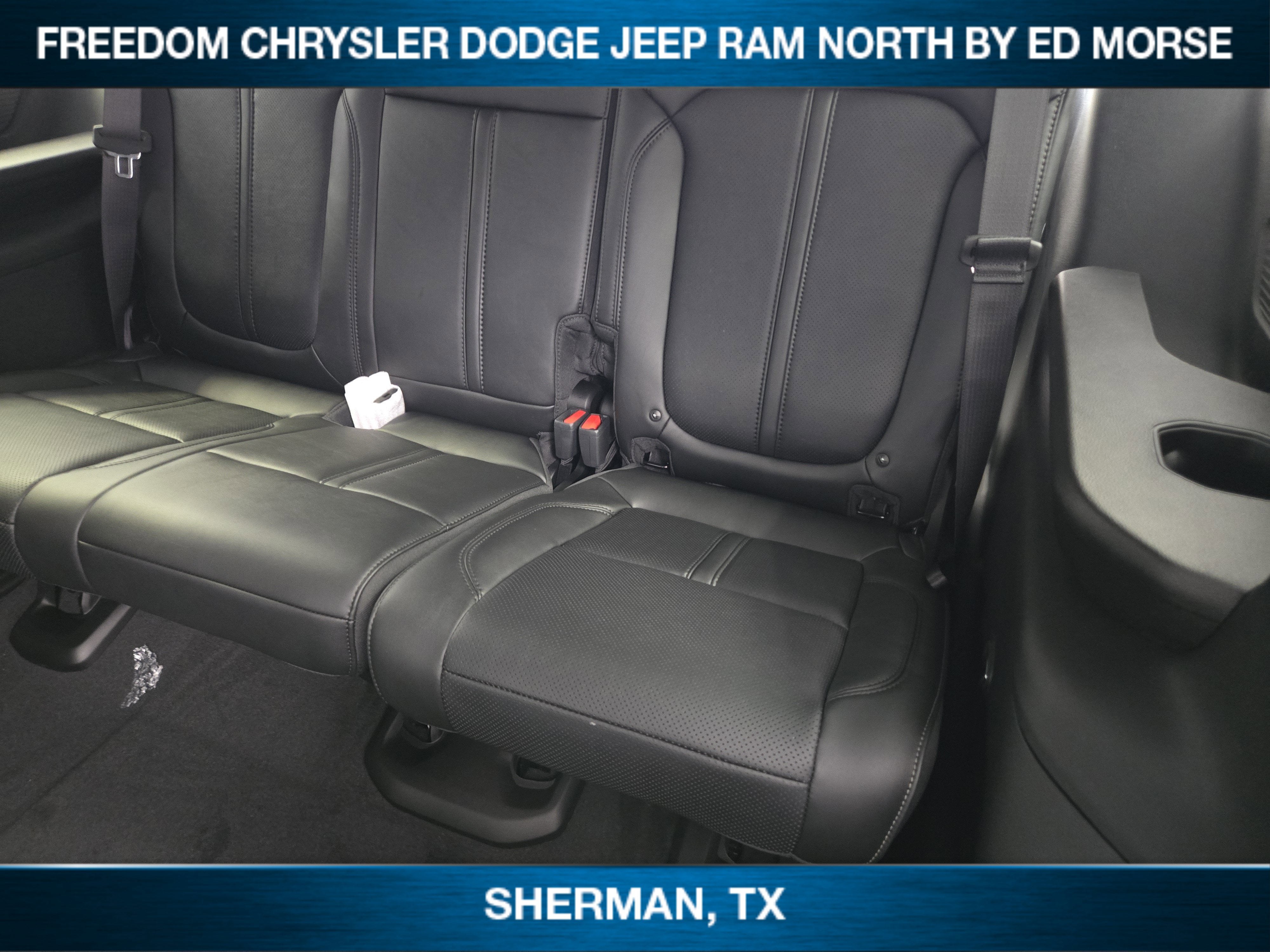 2025 Jeep Wagoneer WAGONEER CARBIDE 4X4