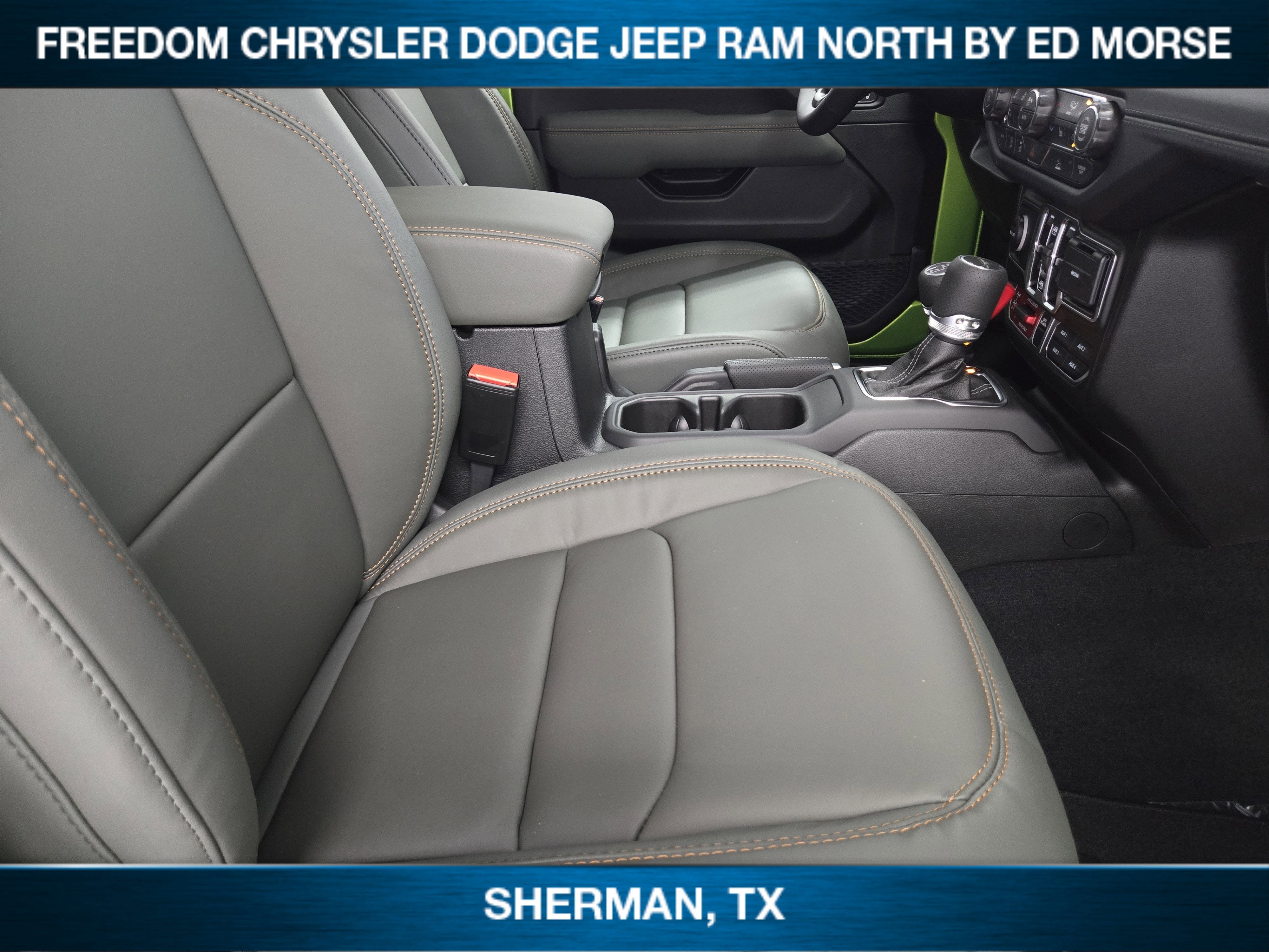 2025 Jeep Gladiator GLADIATOR MOJAVE 4X4