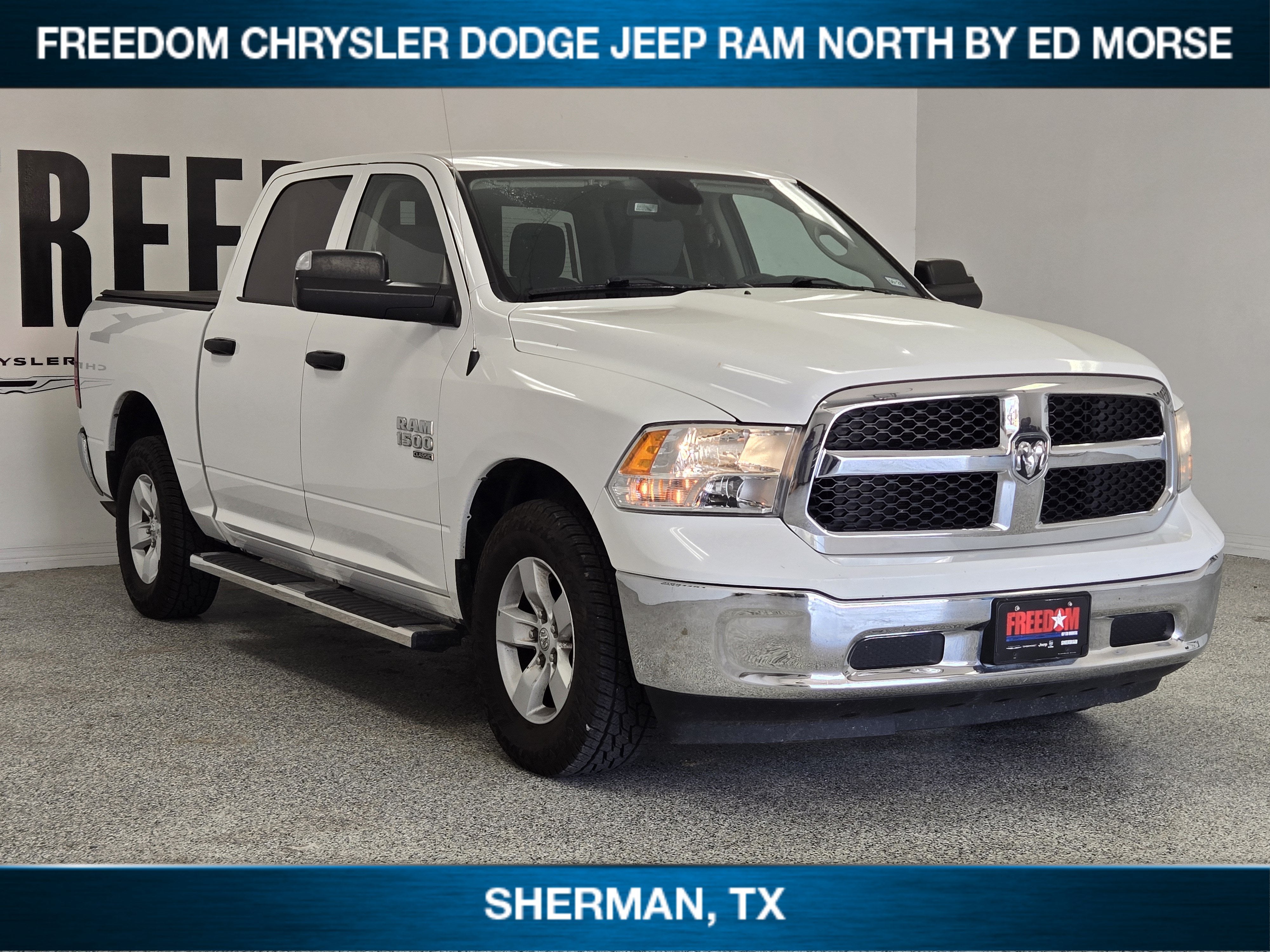 2023 RAM 1500 Classic SLT Crew Cab 4x2 5'7' Box