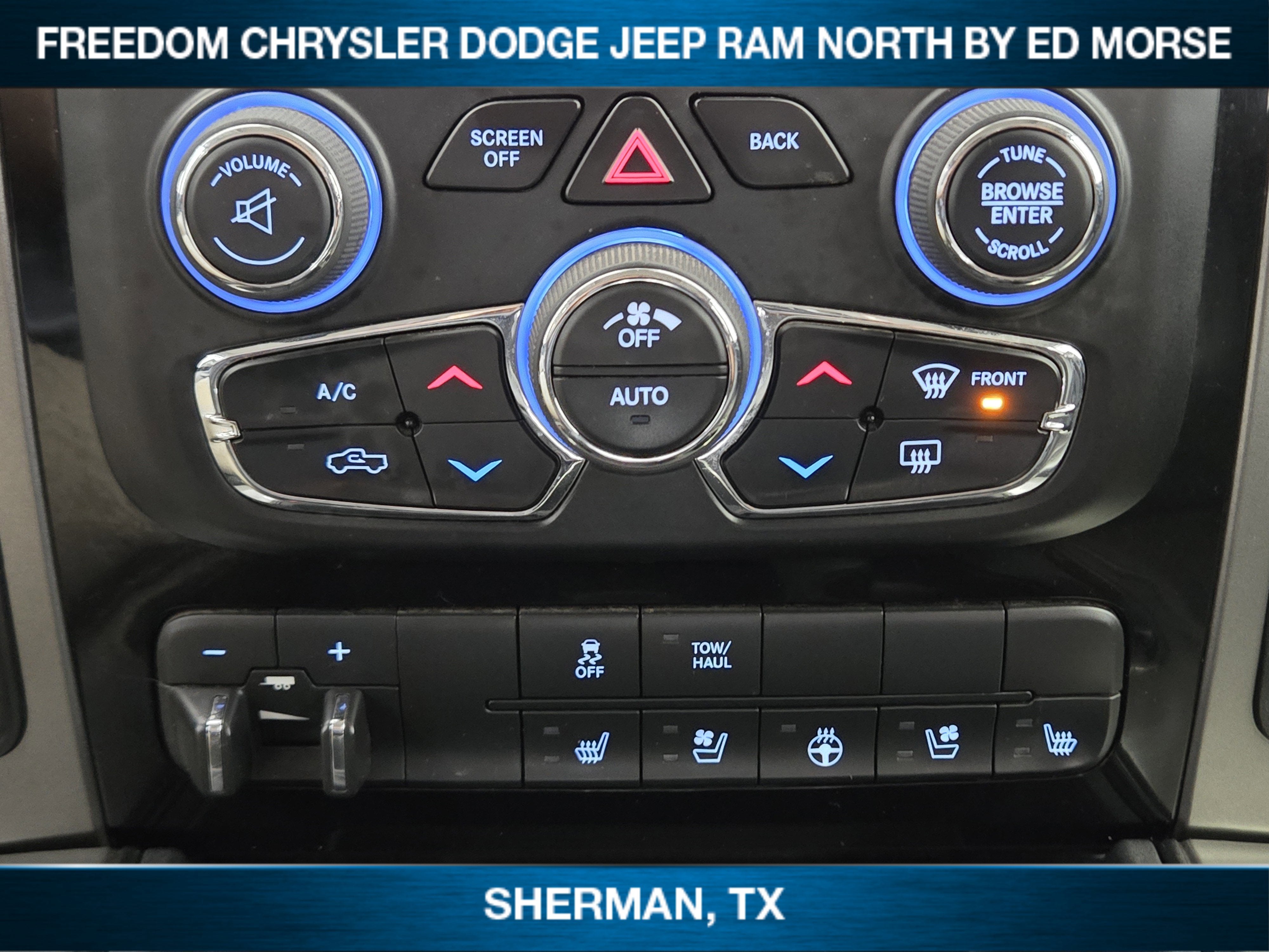 2017 RAM 1500 Night Crew Cab 4x2 5'7' Box