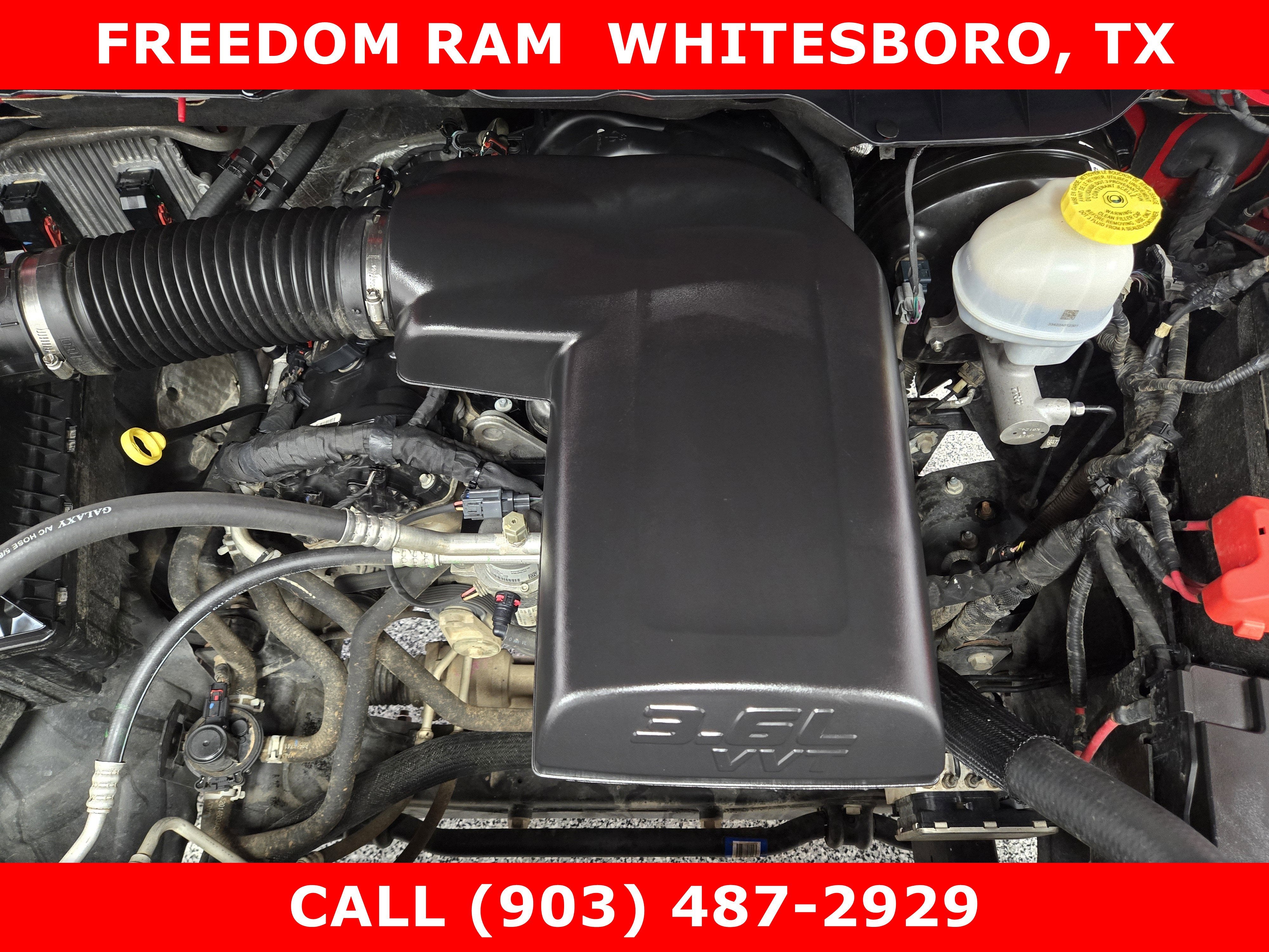 2023 RAM 1500 Classic SLT Crew Cab 4x4 5'7' Box