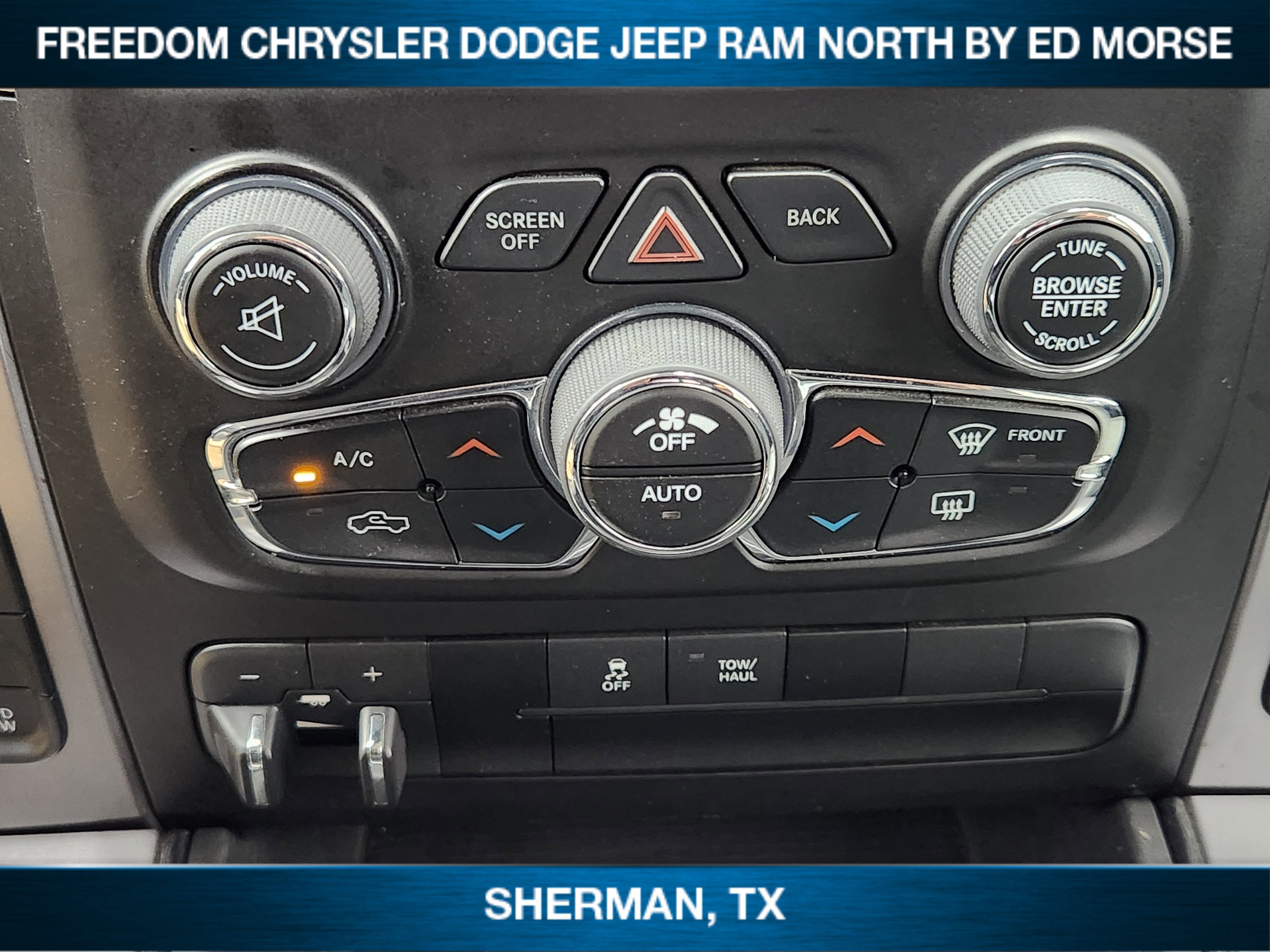 2023 RAM 1500 Classic SLT Crew Cab 4x4 5'7' Box