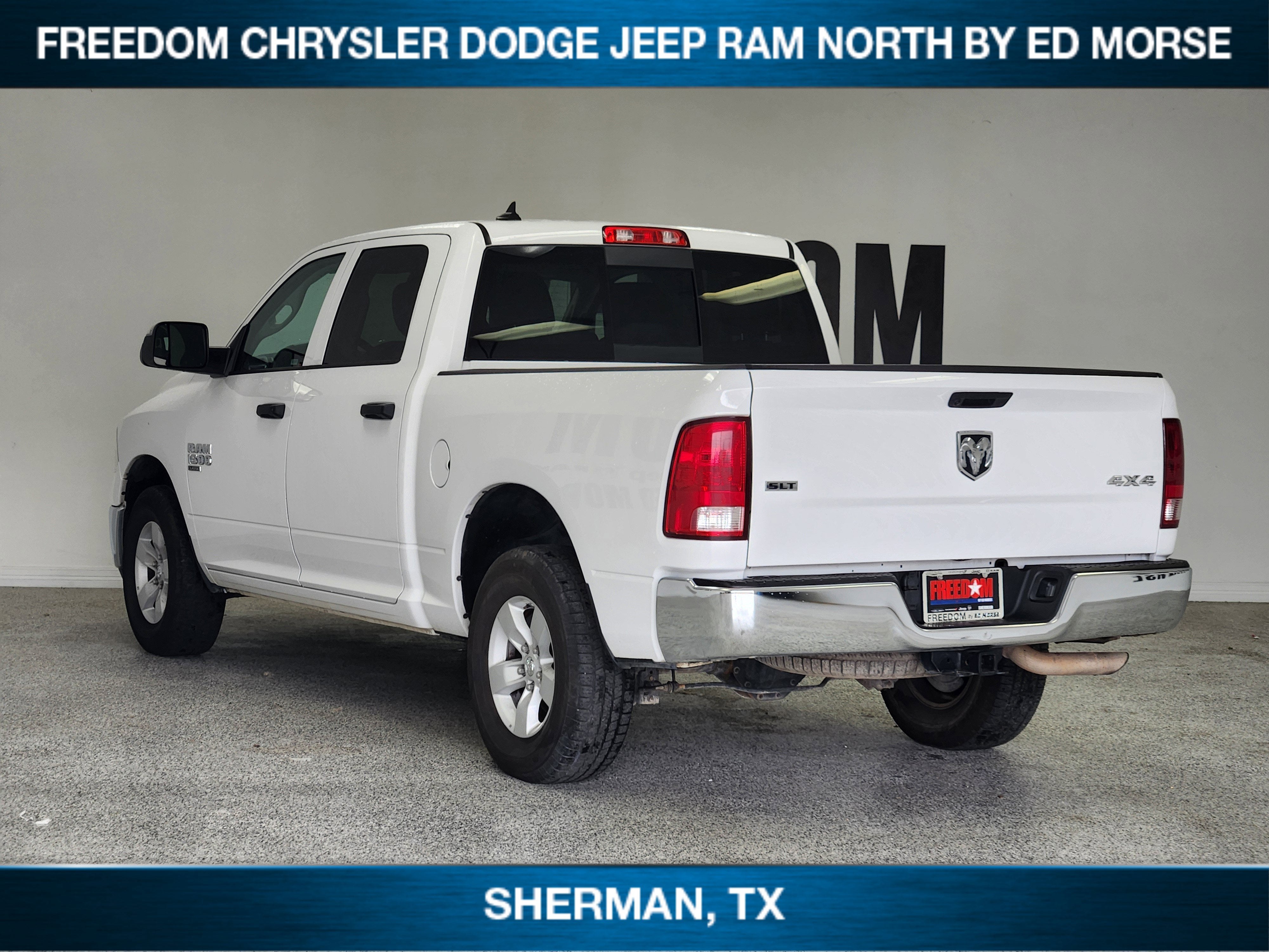 2023 RAM 1500 Classic SLT Crew Cab 4x4 5'7' Box