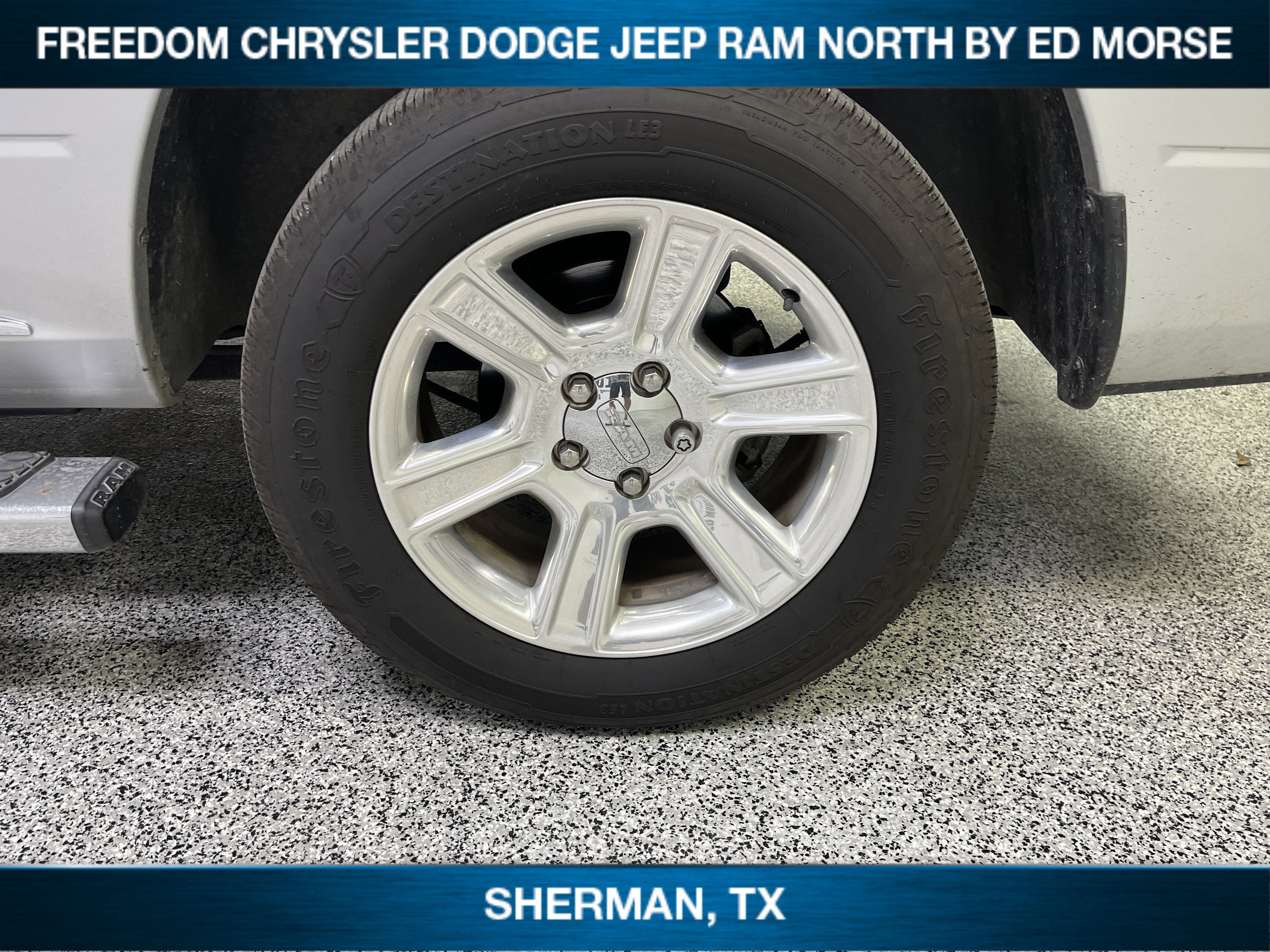 2017 RAM 1500 Limited Crew Cab 4x4 5'7' Box