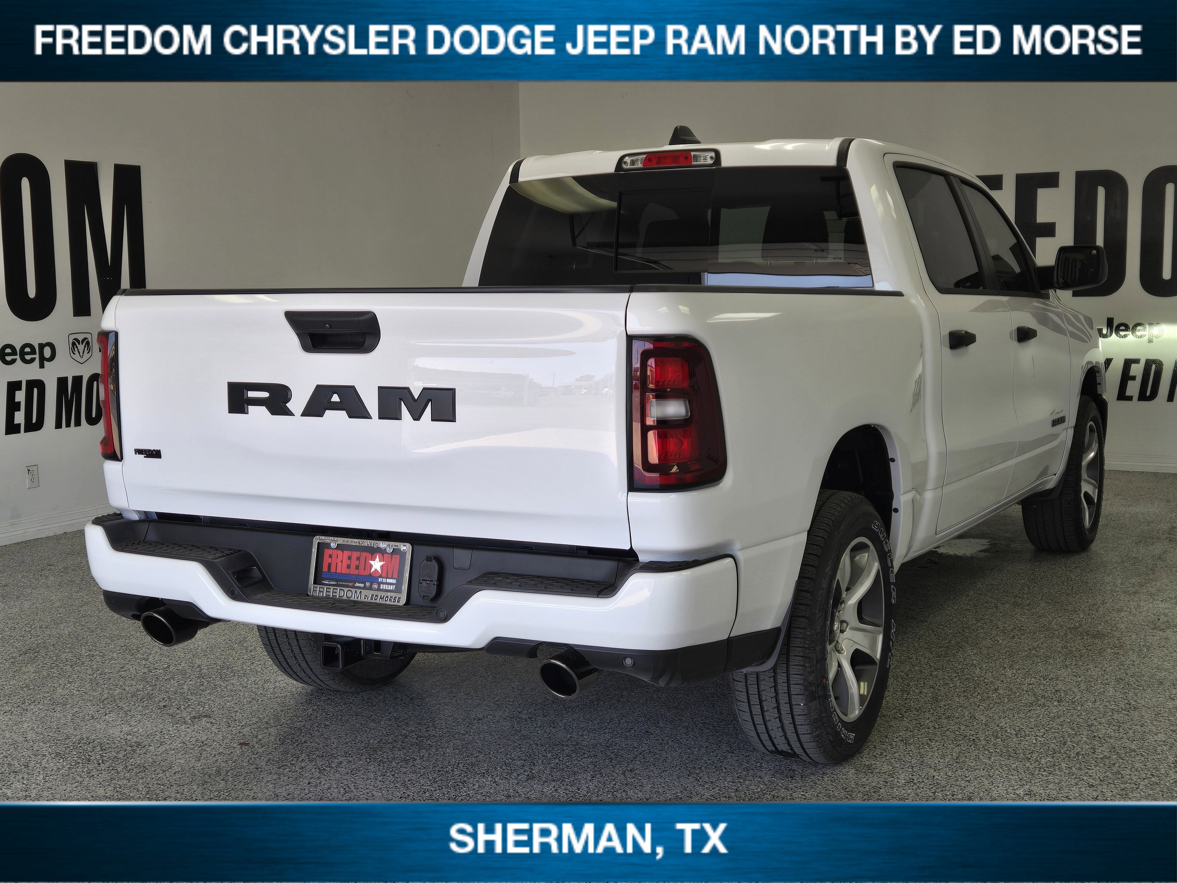 2026 RAM Ram 1500 RAM 1500 EXPRESS CREW CAB 4X2 5'7' BOX