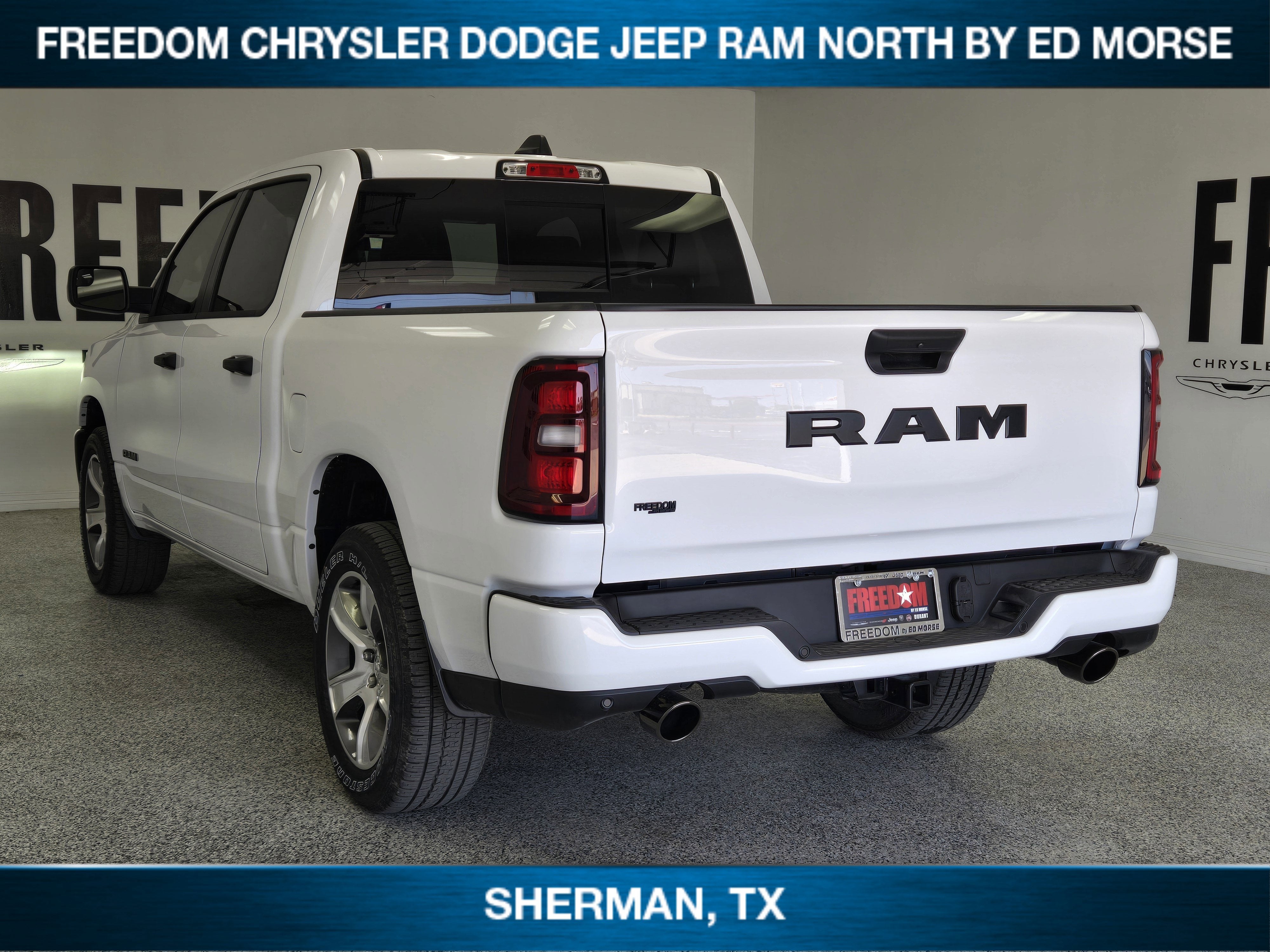 2026 RAM Ram 1500 RAM 1500 EXPRESS CREW CAB 4X2 5'7' BOX