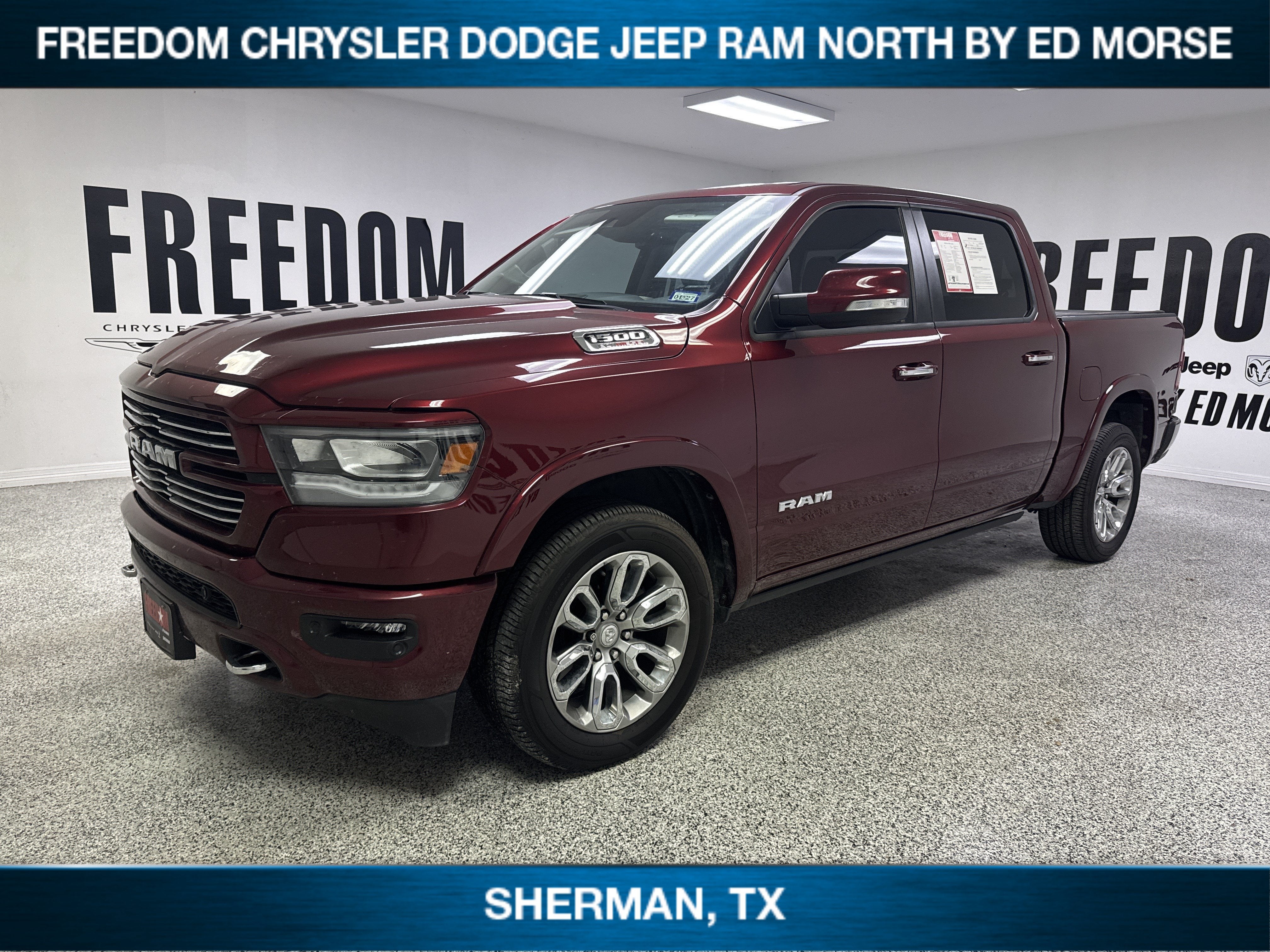 2022 RAM 1500 Laramie Crew Cab 4x2 5'7' Box