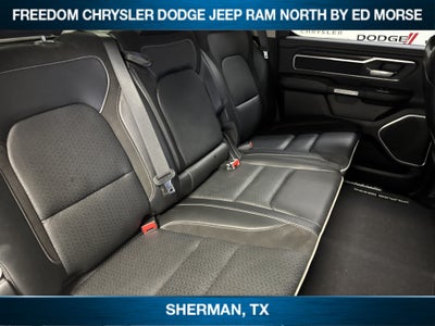 2022 RAM 1500 Laramie Crew Cab 4x2 5'7' Box
